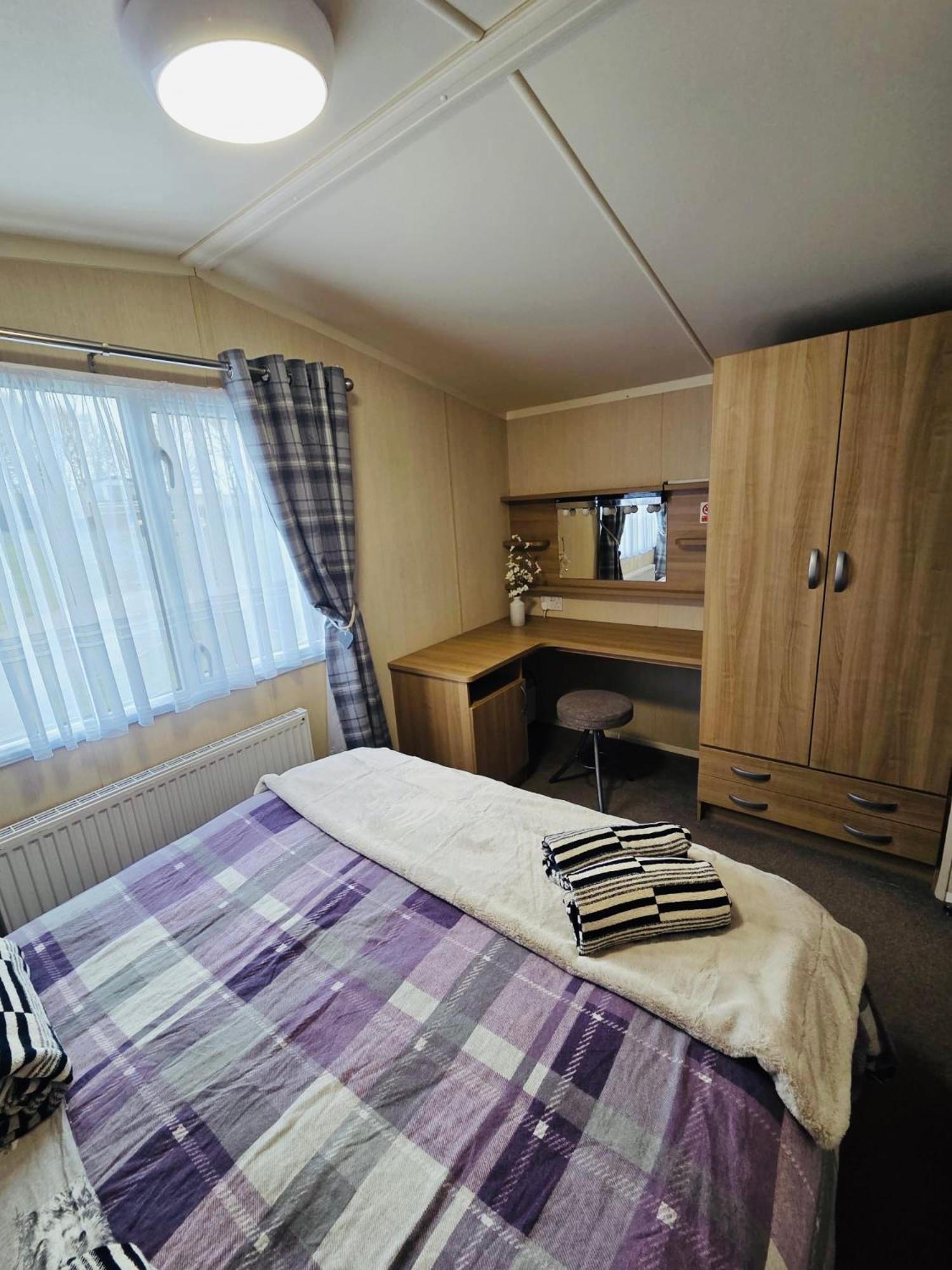 The Canny View at Three Lochs Holiday Park in Balminnoch 3 bedroom sleeps upto 8 guests
