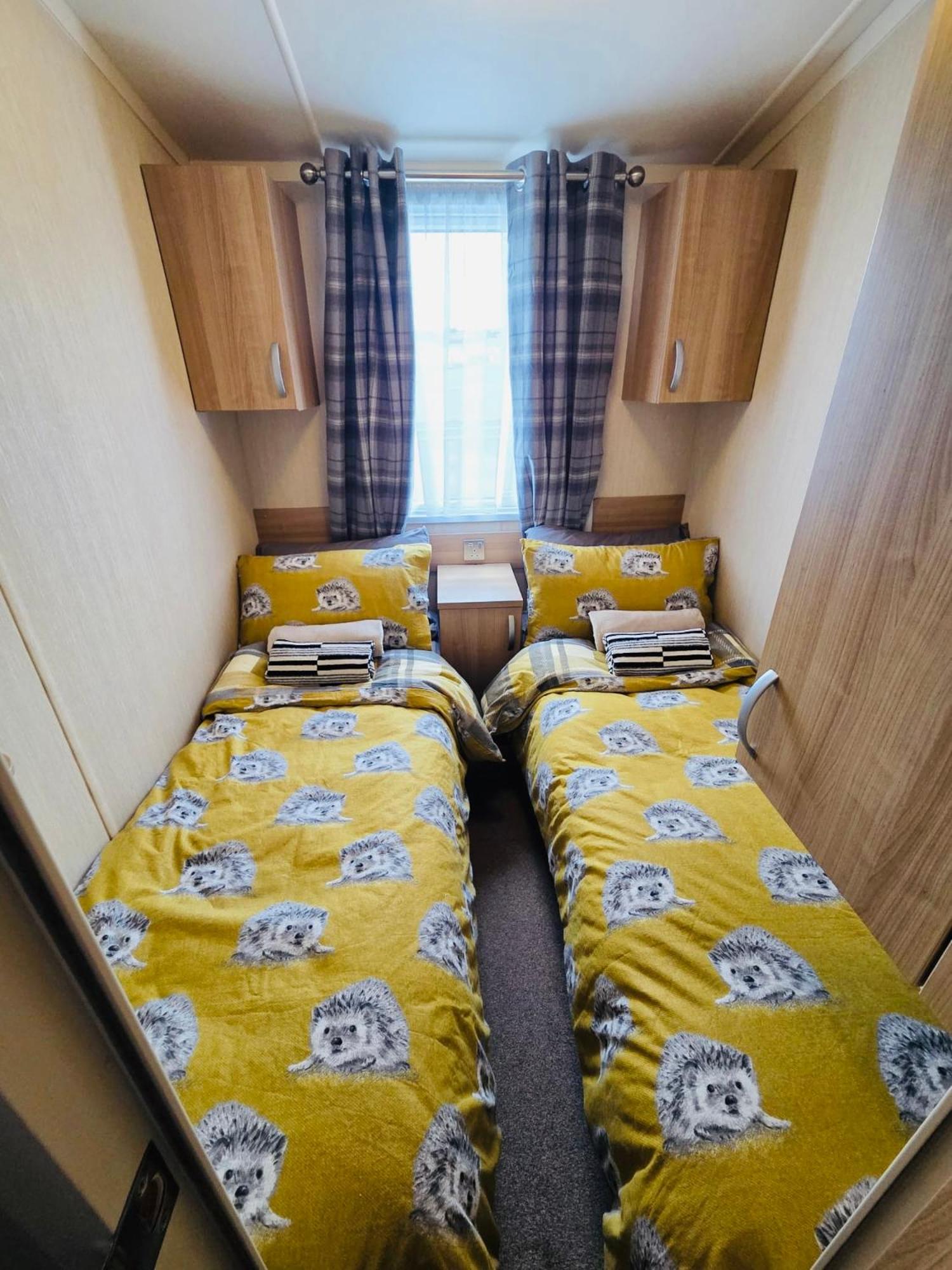 The Canny View at Three Lochs Holiday Park in Balminnoch 3 bedroom sleeps upto 8 guests