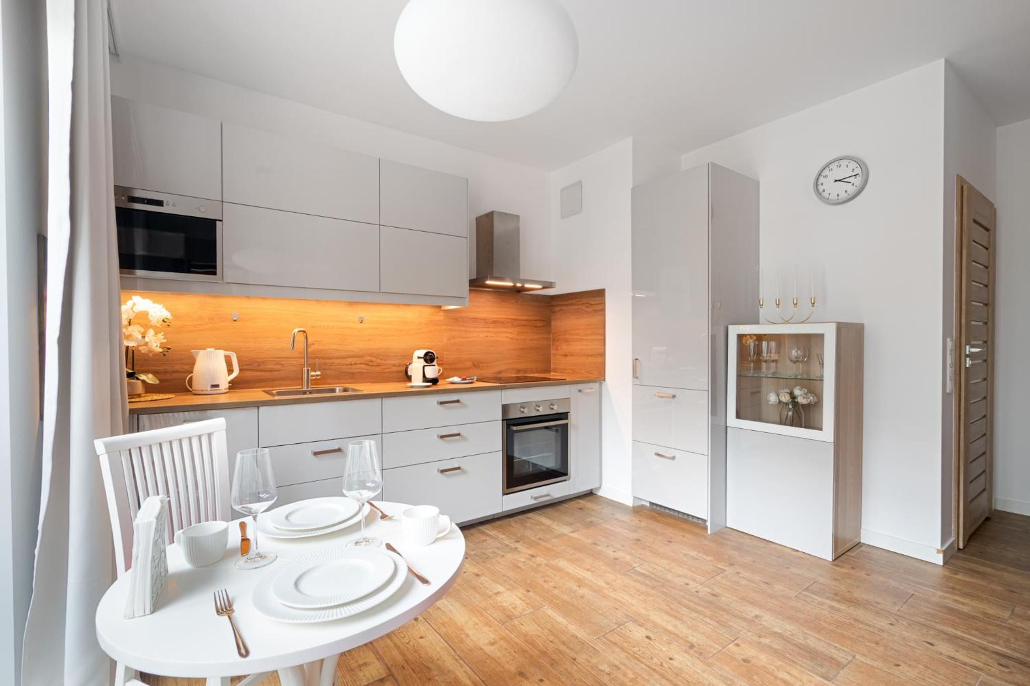 Urban Chic - One Bedroom Apartment - Warsaw Stays&G85-5