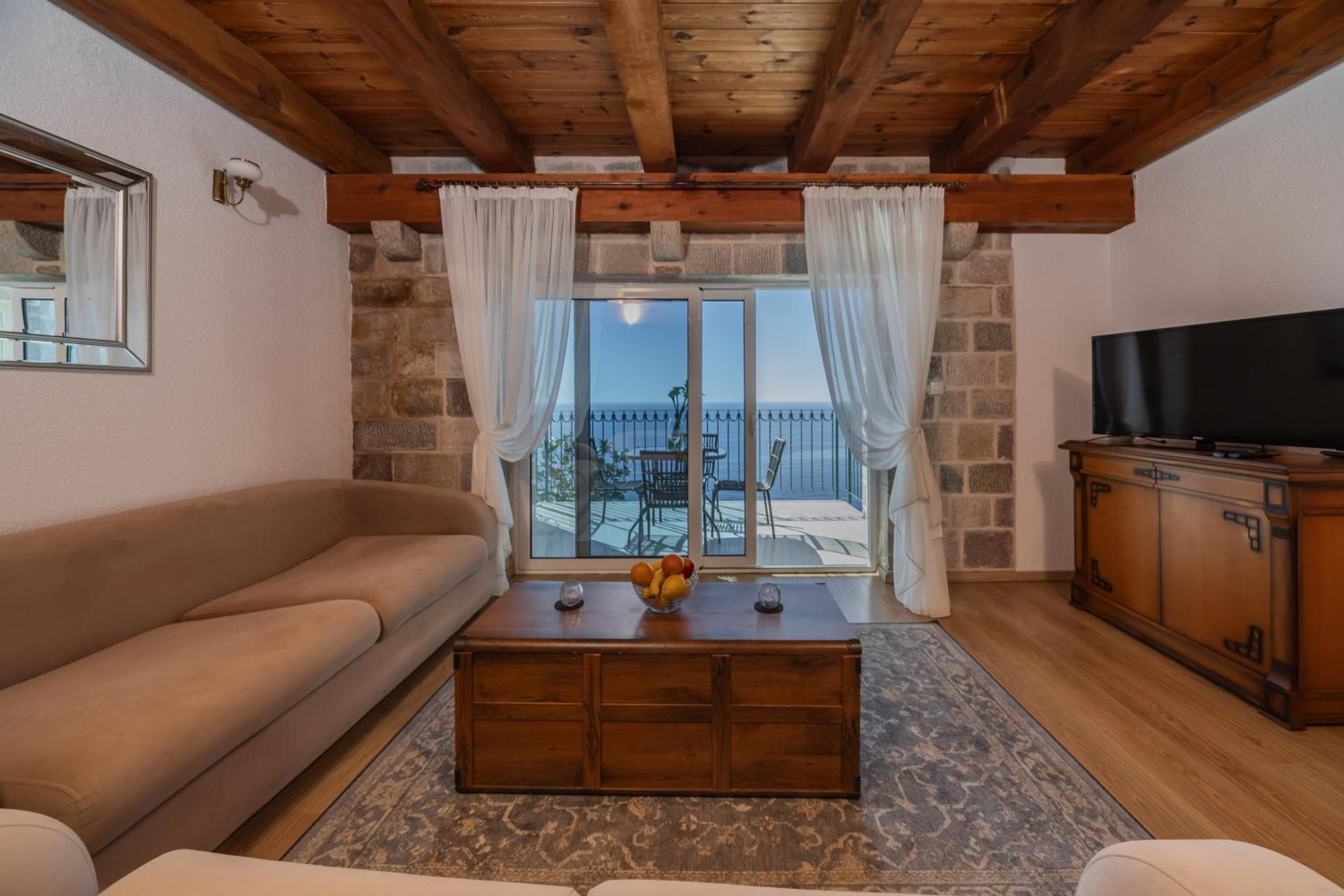 Castello deghli Aranci Eco Resort