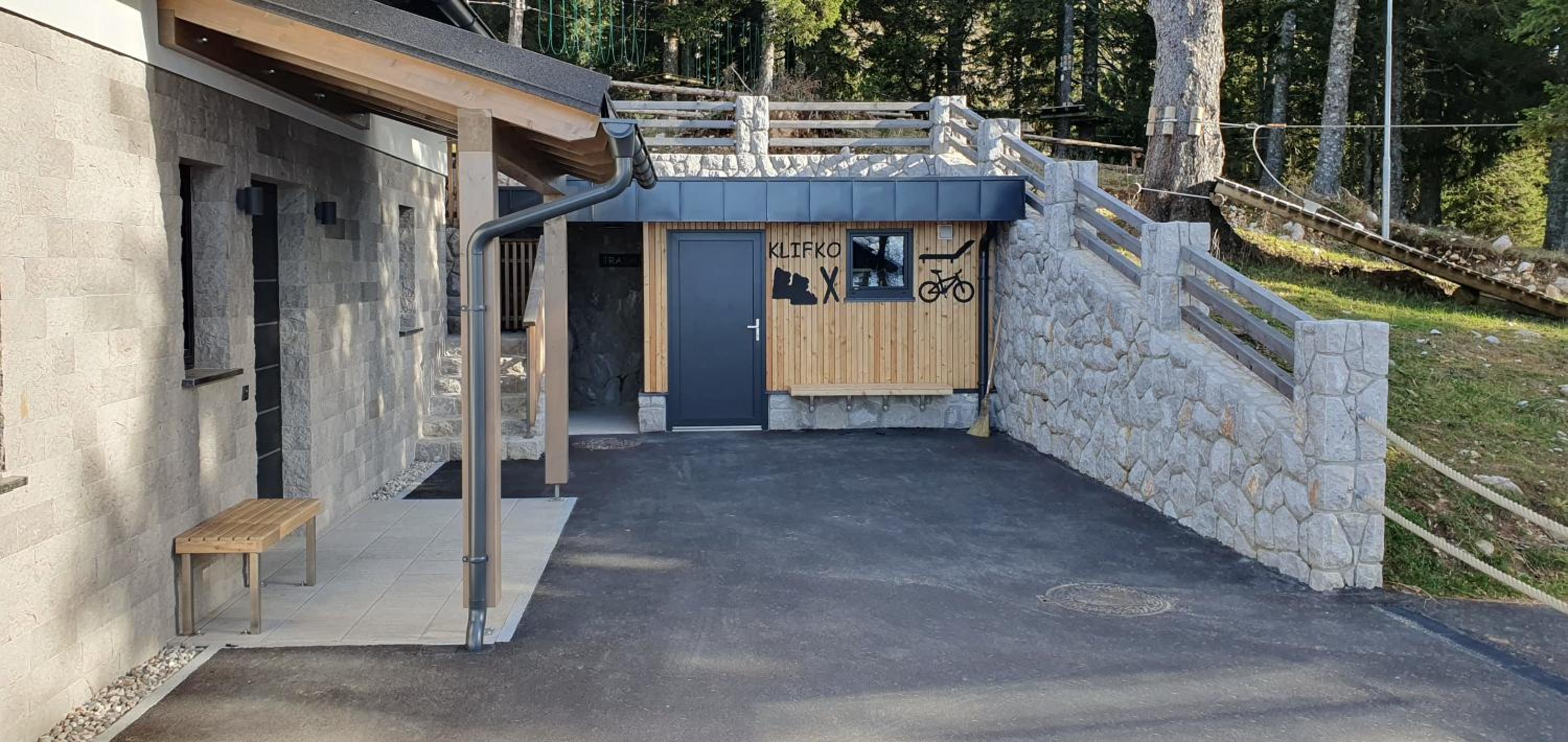 Vila Klif vacation home with sauna and terrace