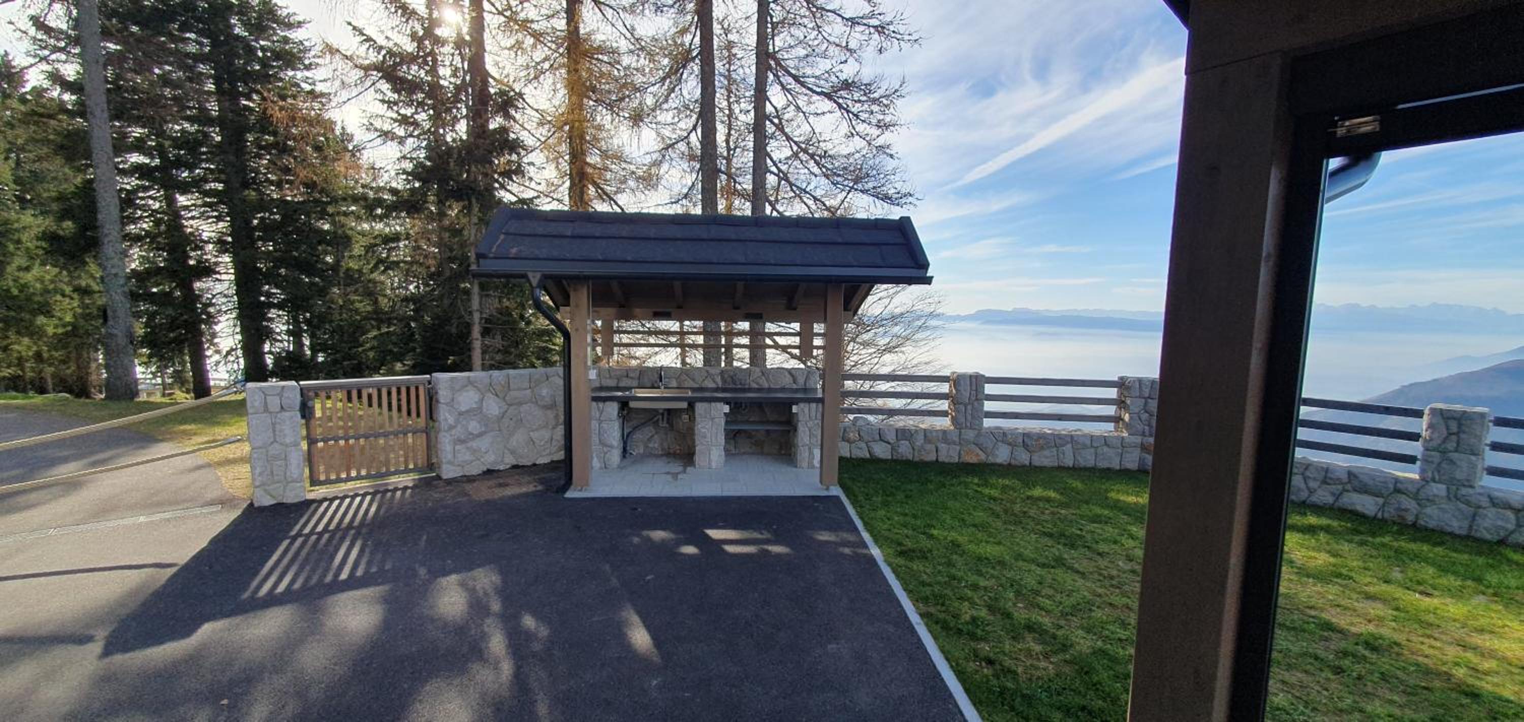 Vila Klif vacation home with sauna and terrace
