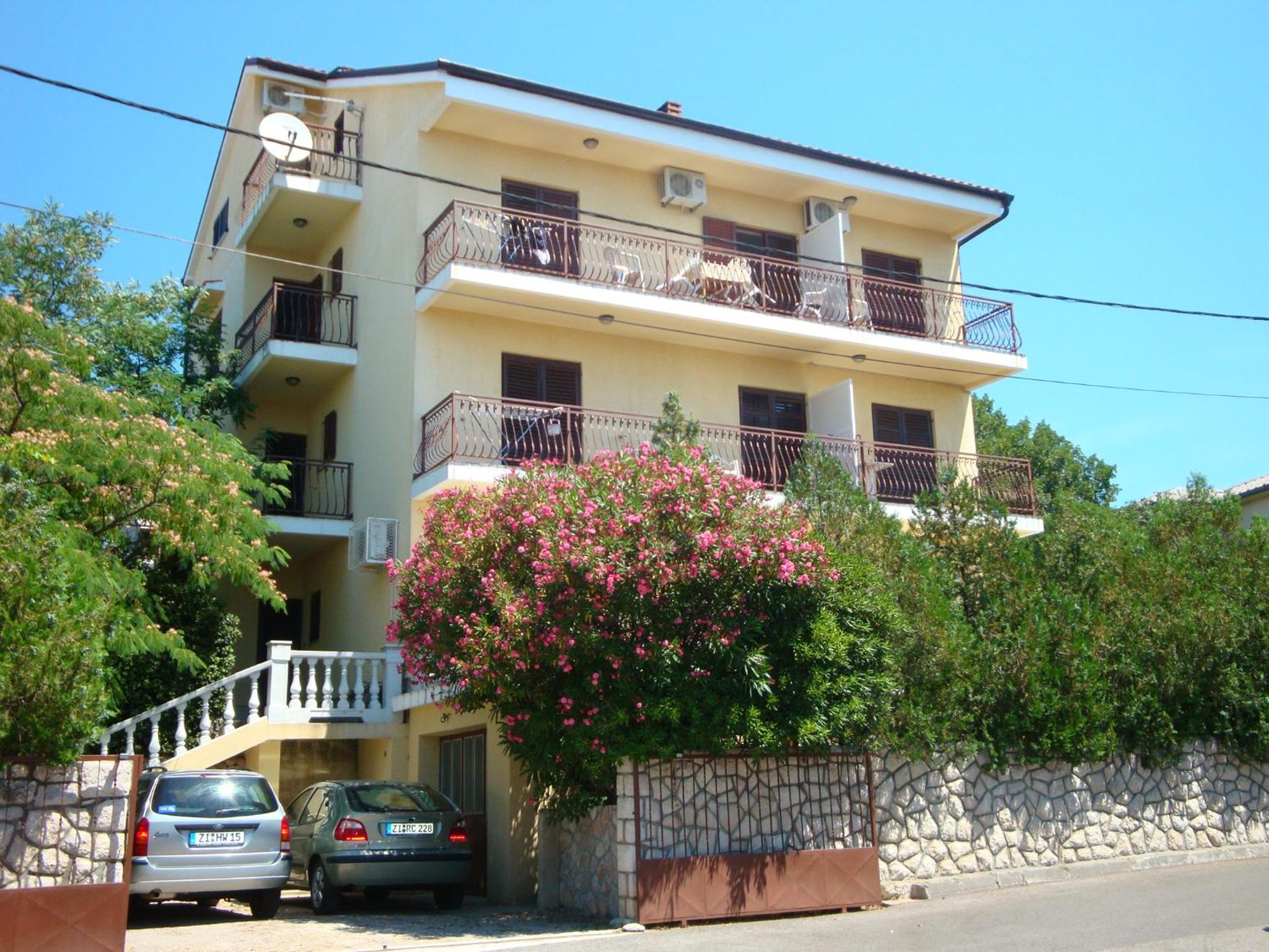 Apartment Kamen view 2