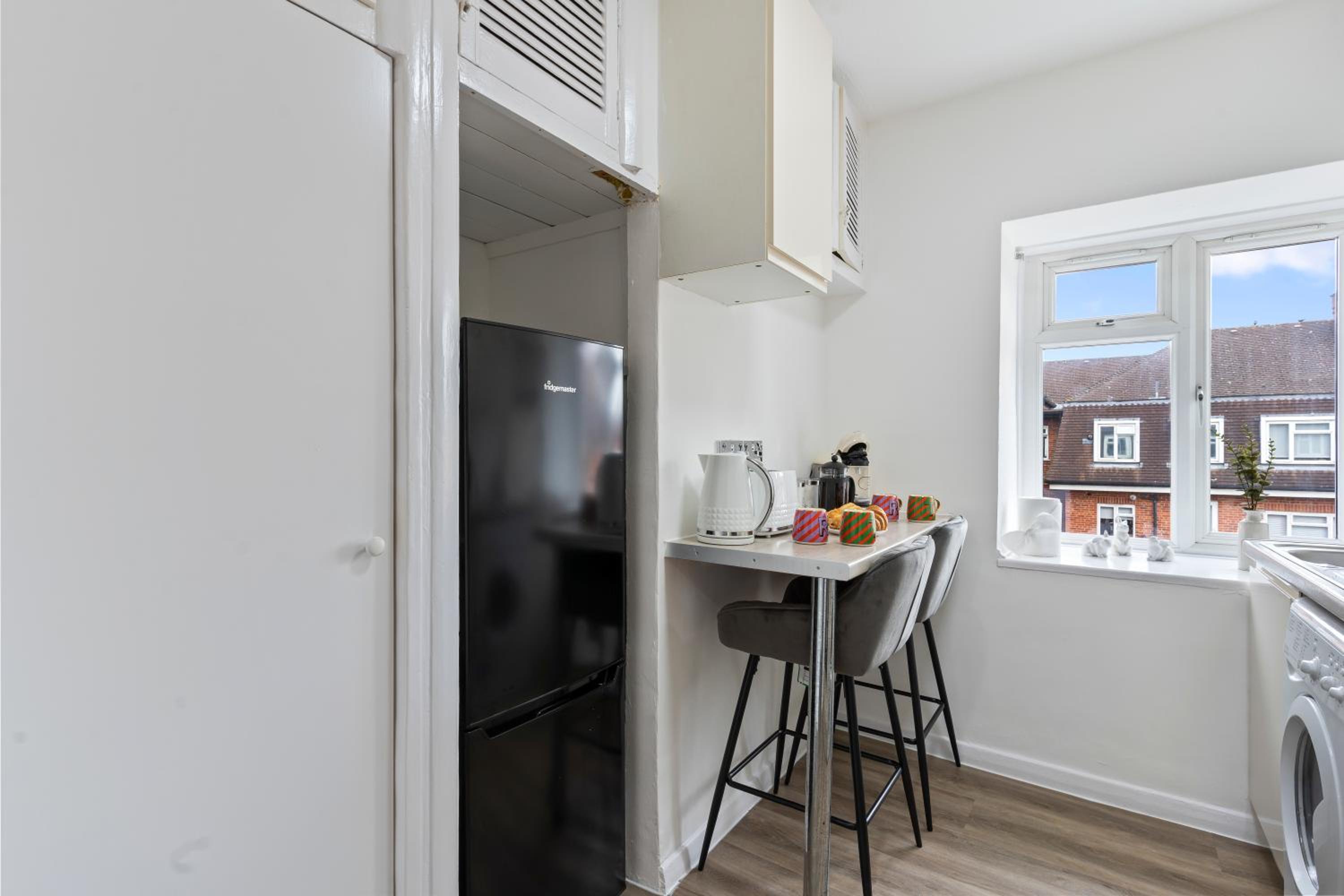 Wembley Stadium 2 Bed Apartment Tube Station
