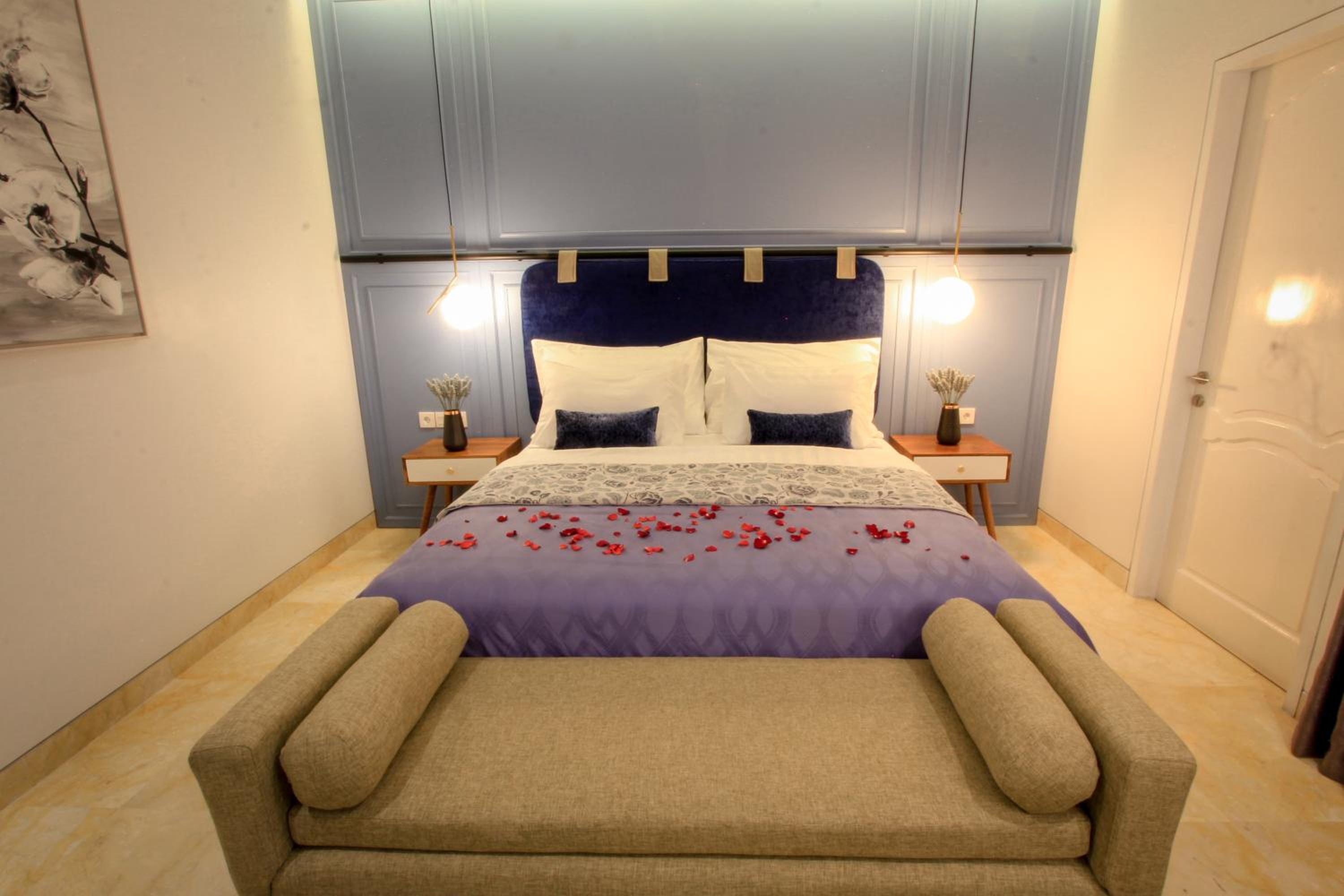 Saka Luxury Villa