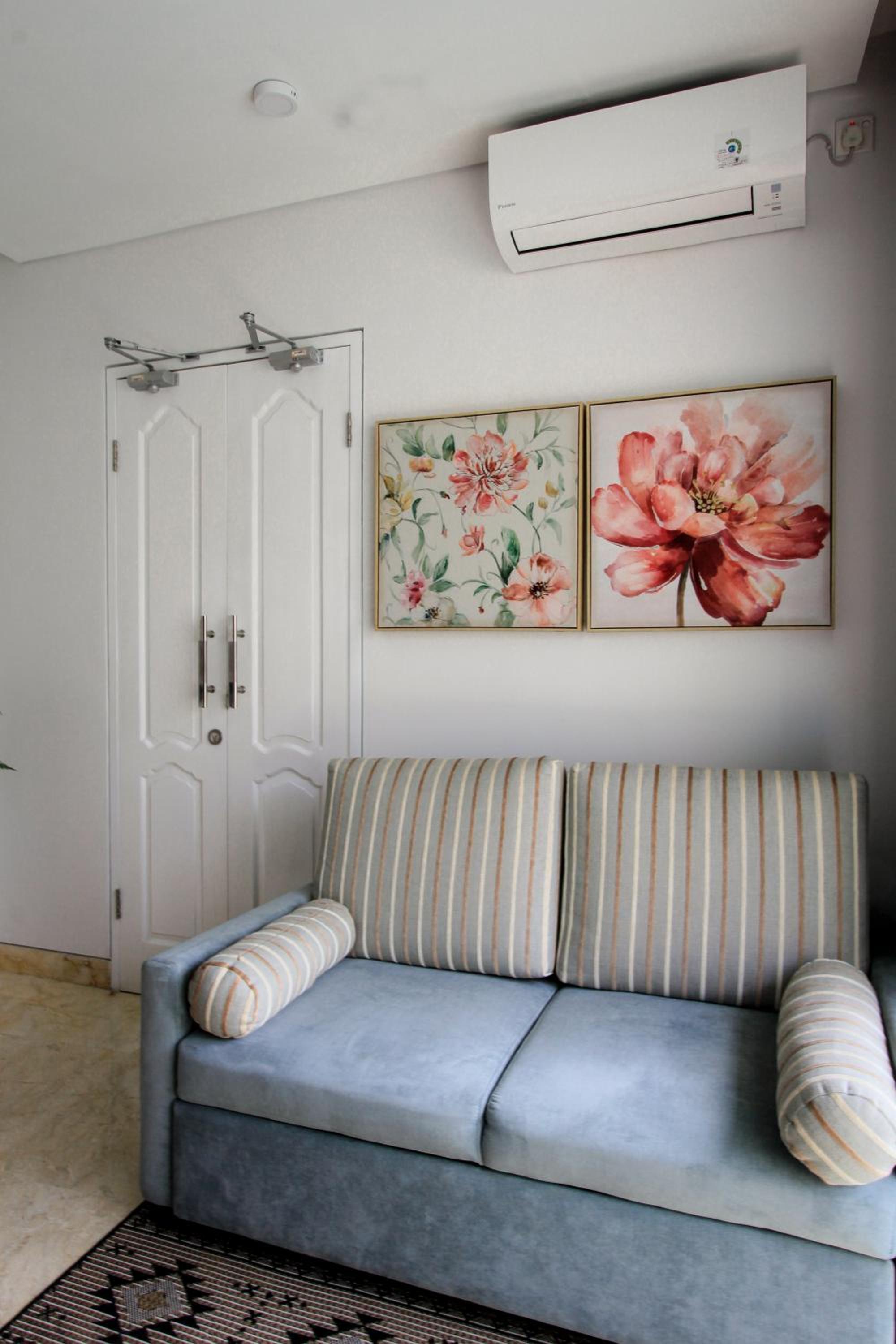 Saka Luxury Villa