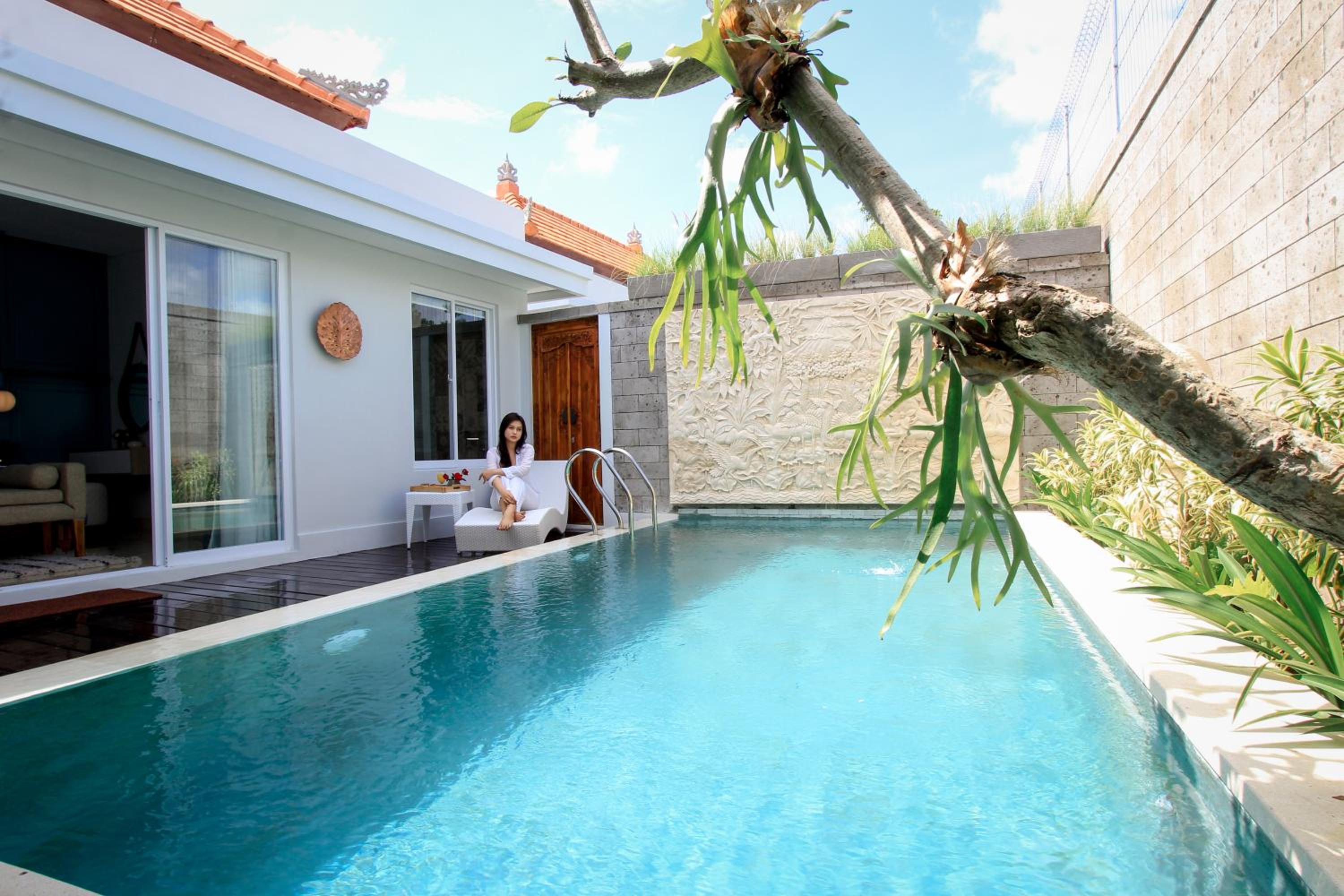 Saka Luxury Villa