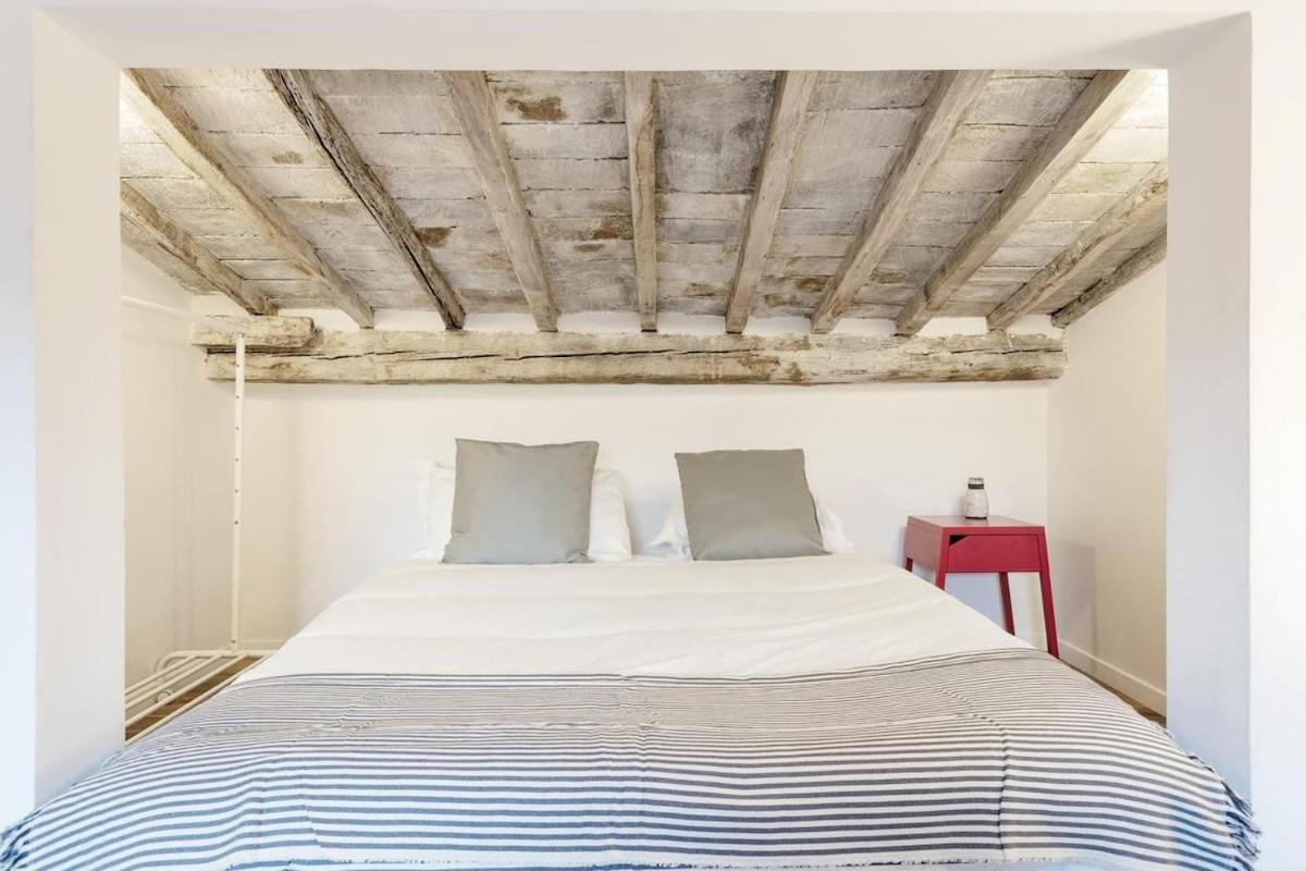 Ghibellina Attic