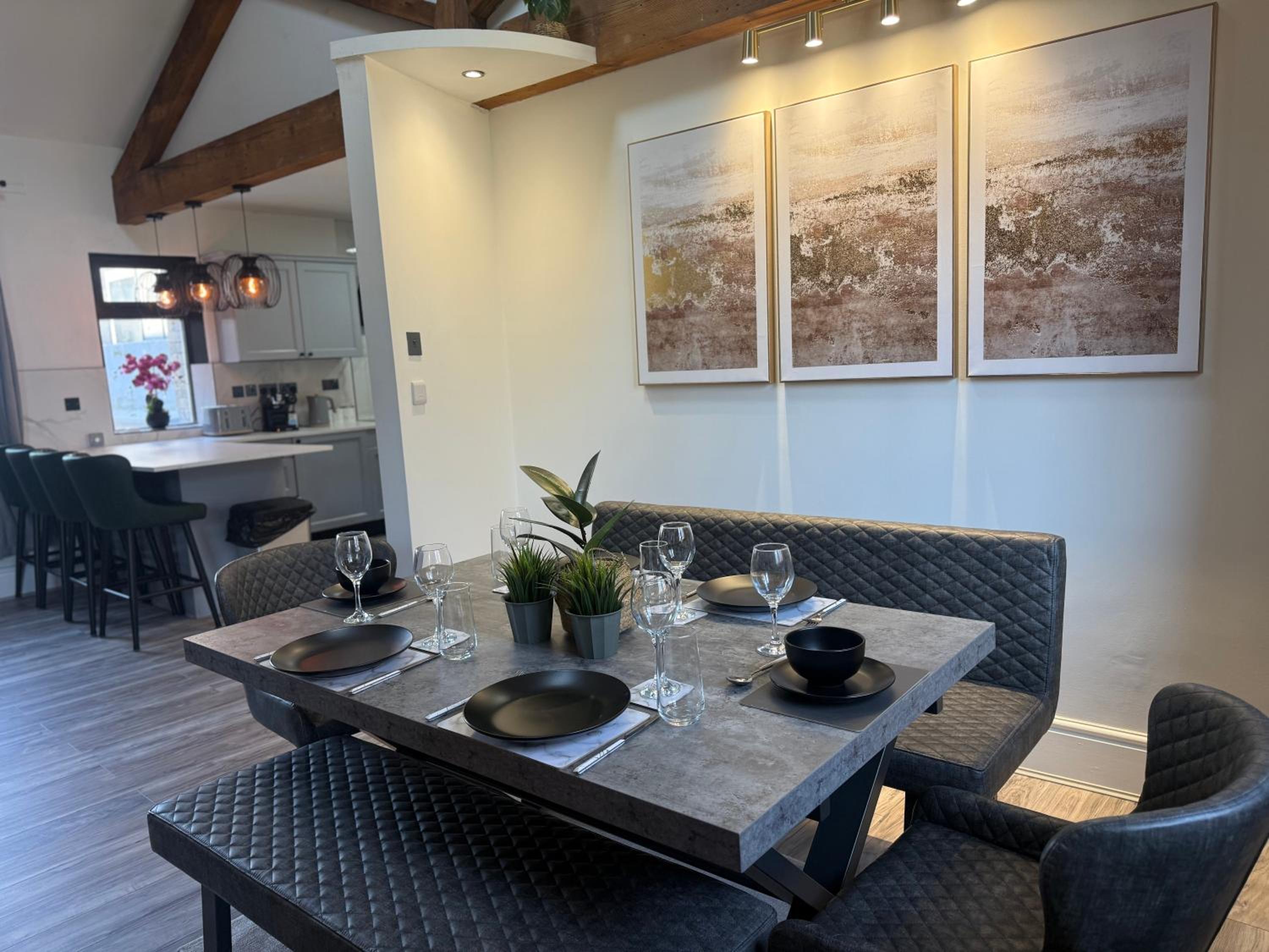 Stylish city centre Penthouse
