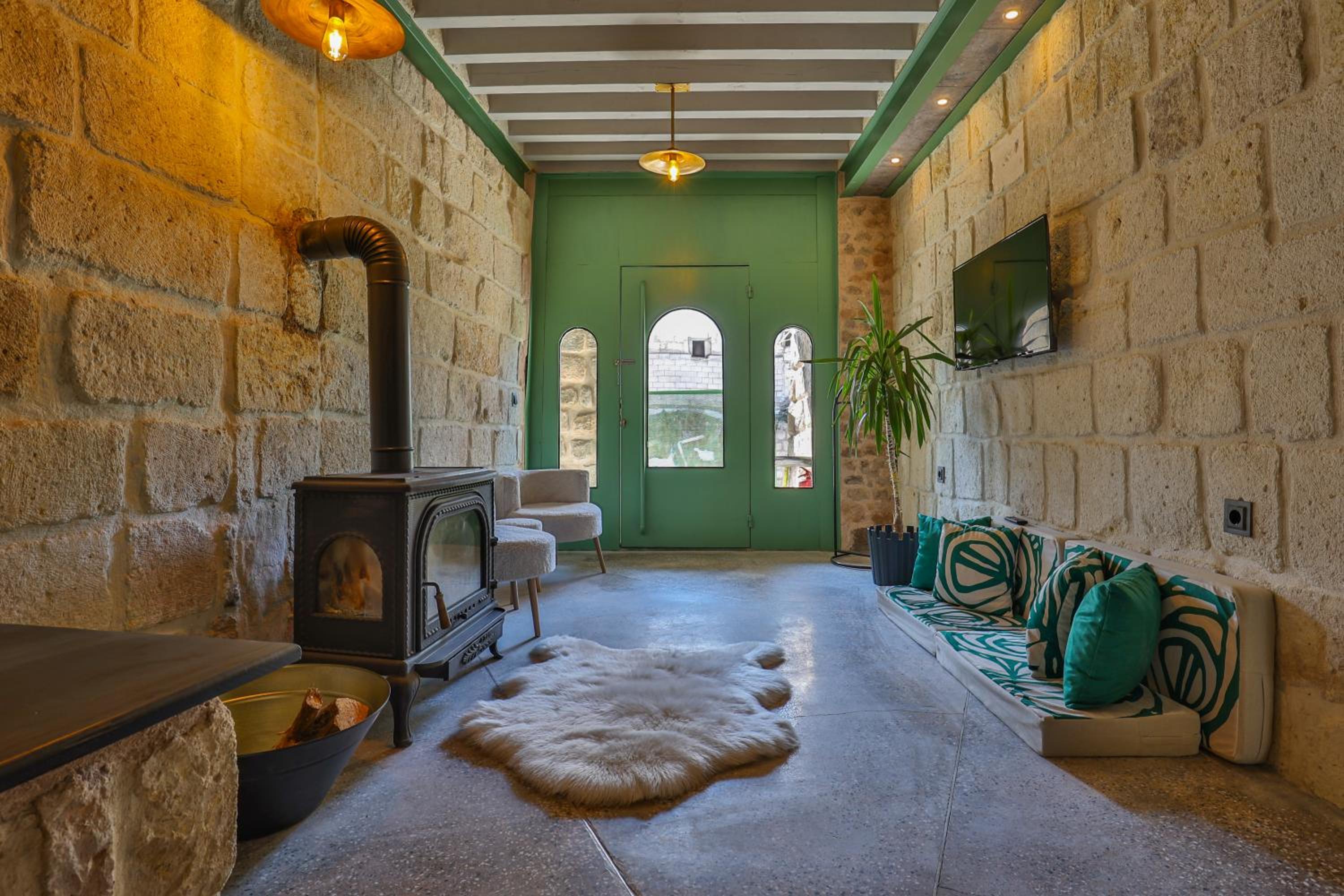 Eka Cave Maison Authentic Cave Boutique Hotel in Cappadocia Village