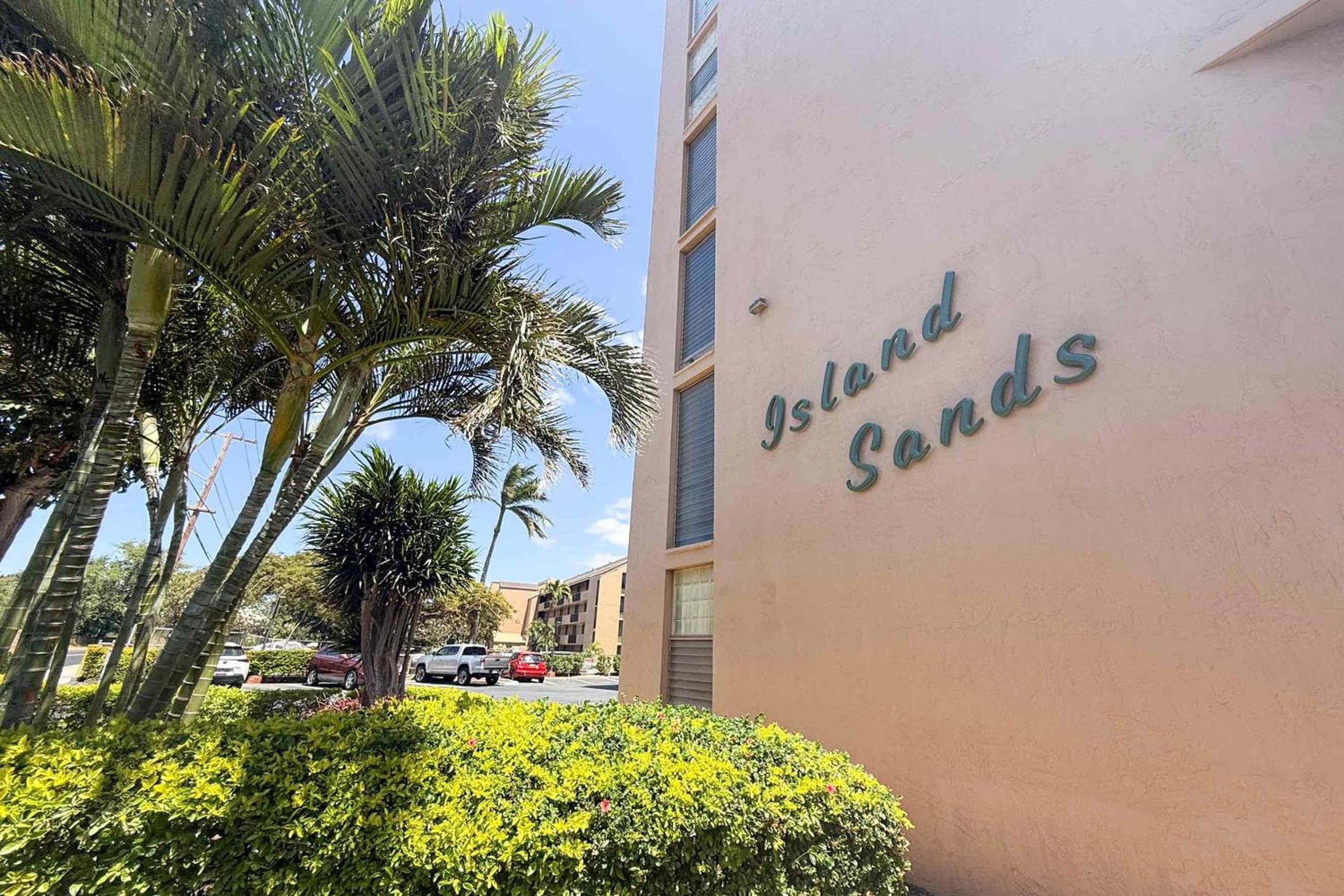 Island Sands 500, Breathtaking Ocean Views, Spacious Lanais, Renovated, Split AC