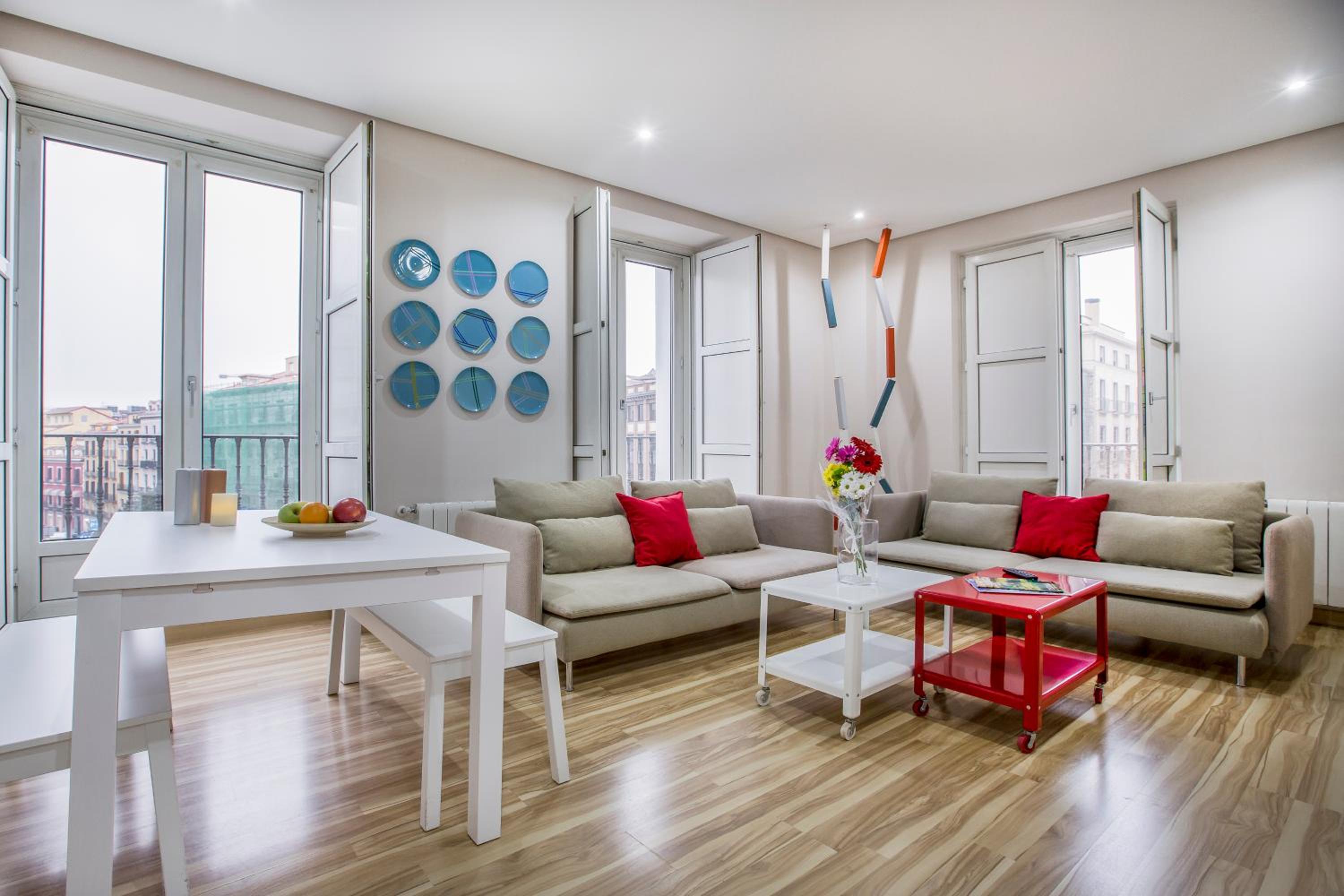 Mola Suites