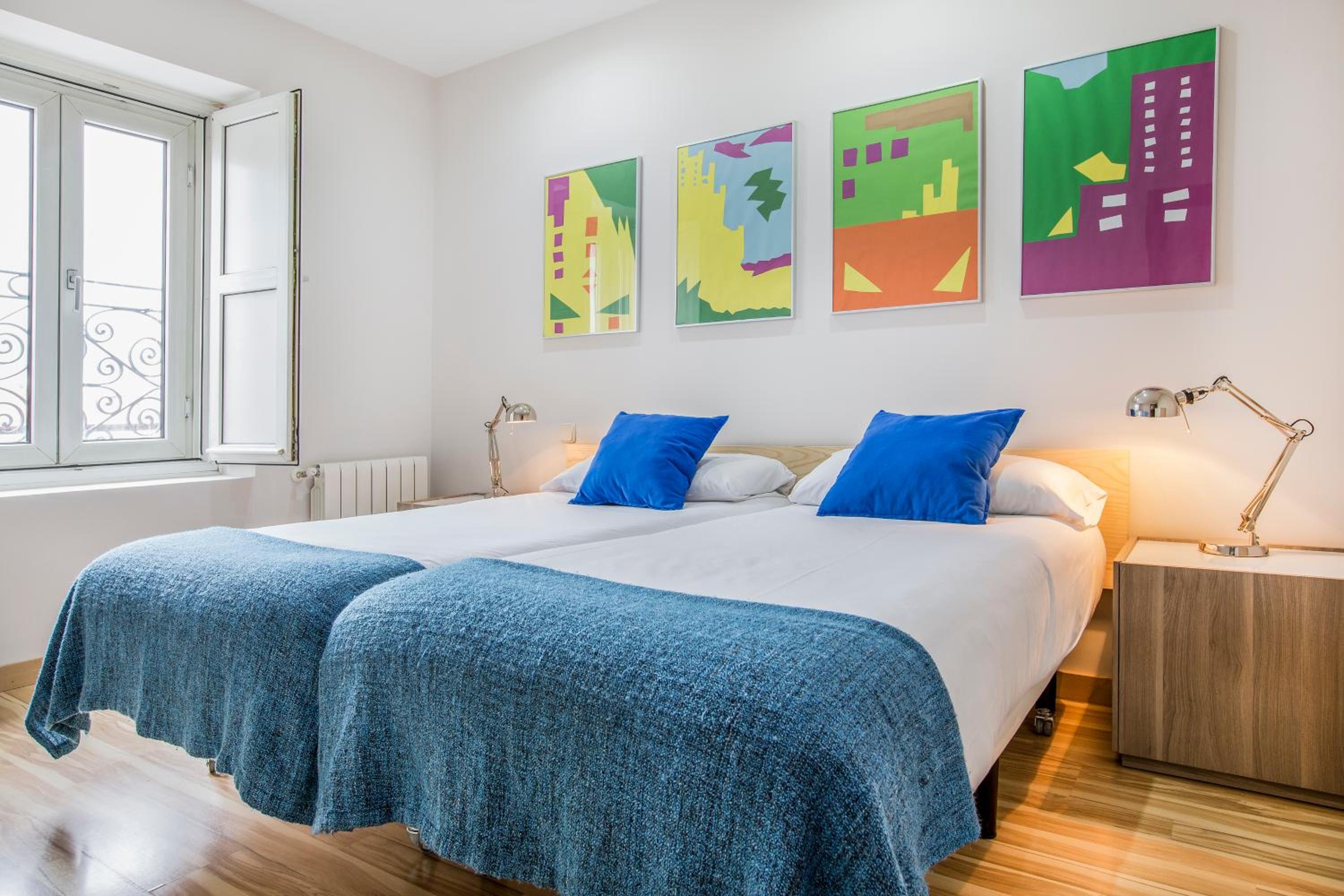 Mola Suites