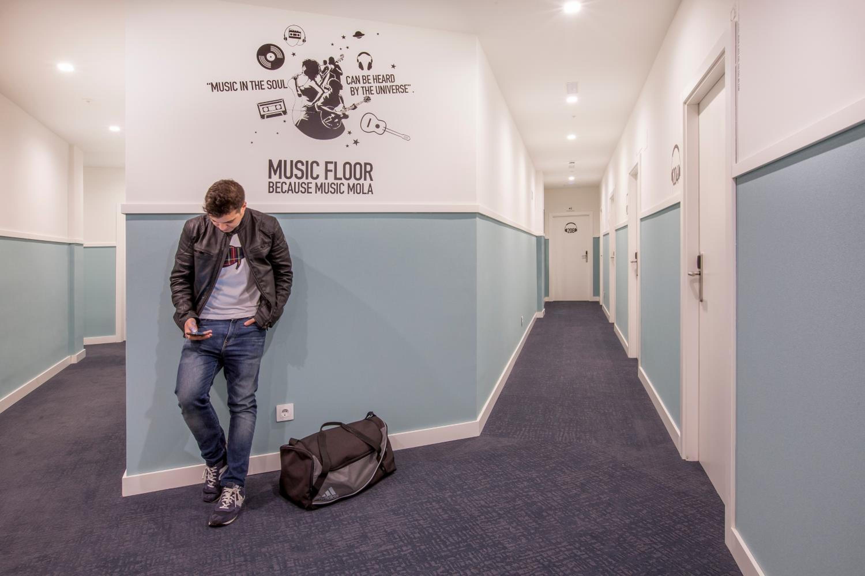 Mola Hostel