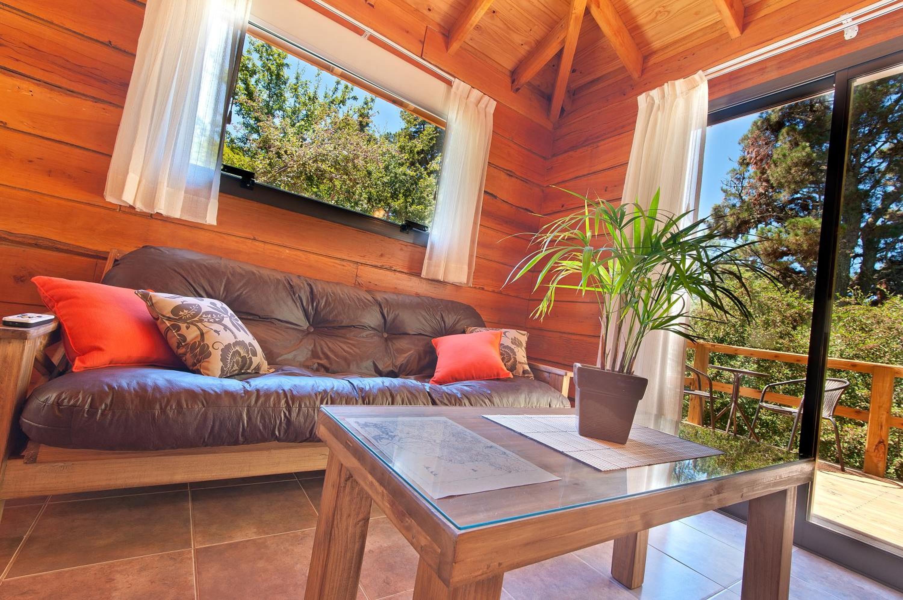 Akapana Suites