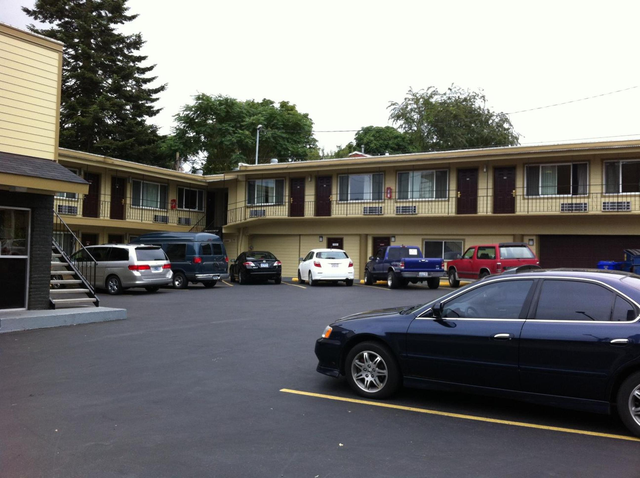 Economy Inn