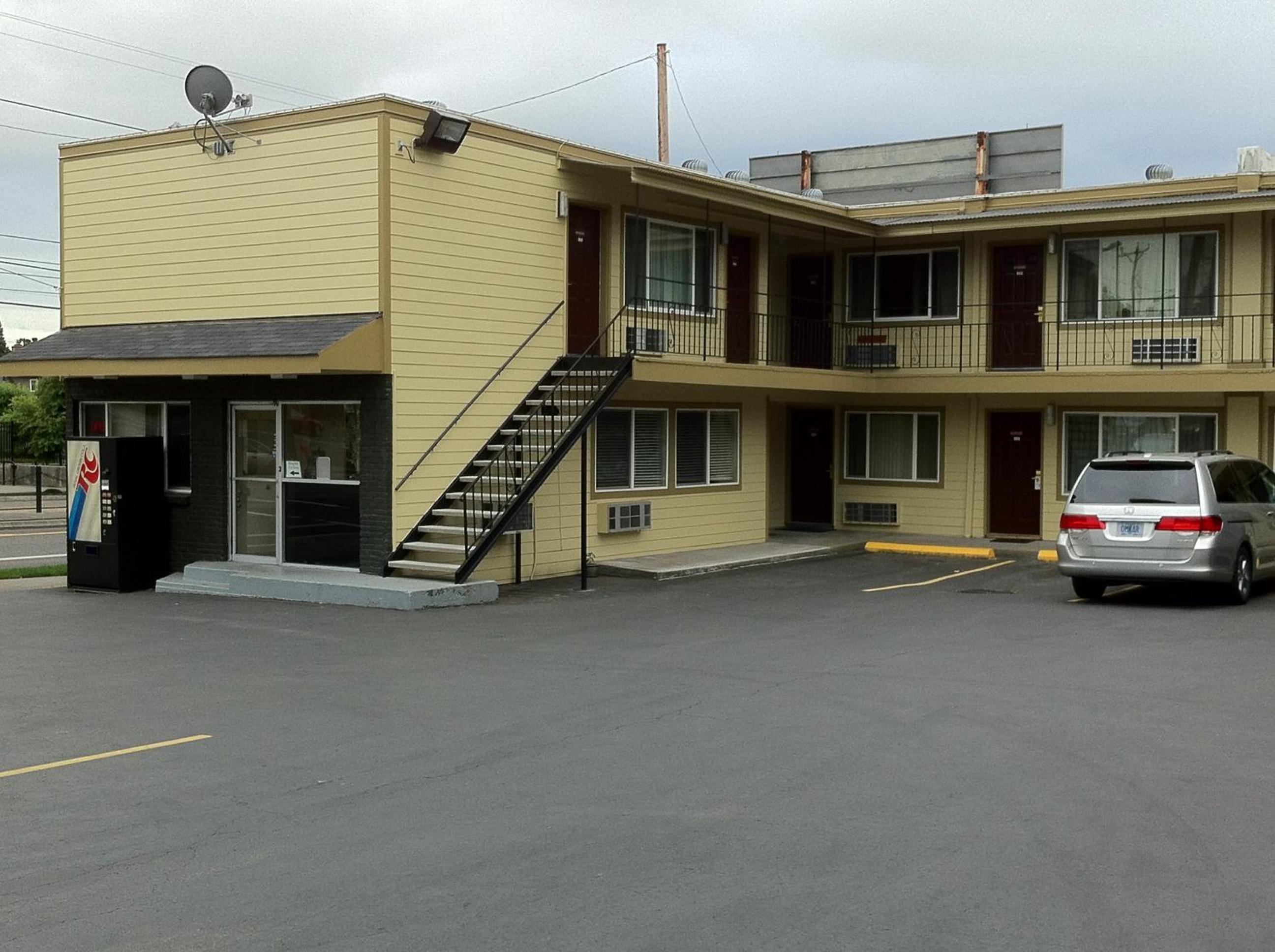 Economy Inn