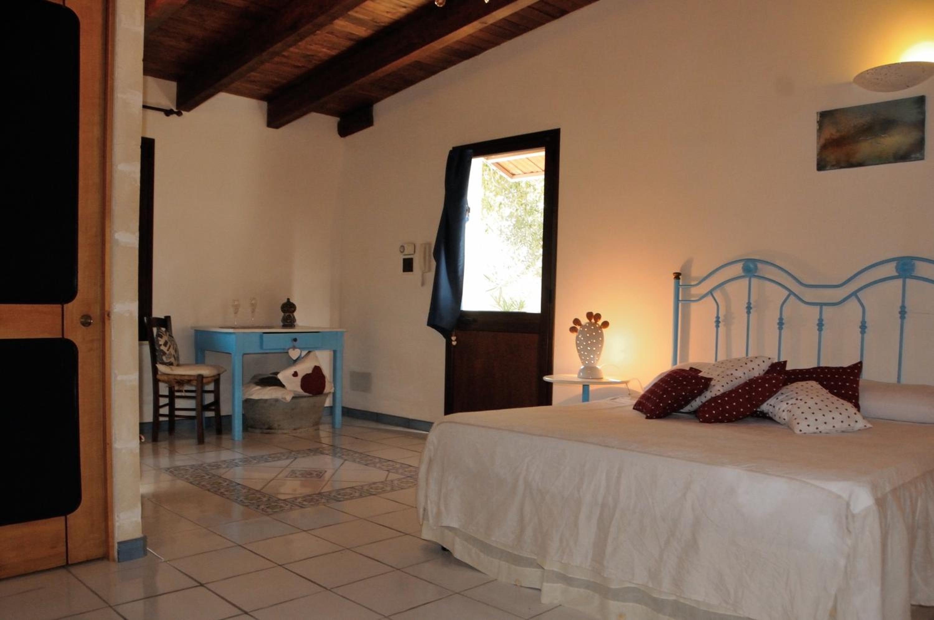 Alba Bed & Breakfast view 3