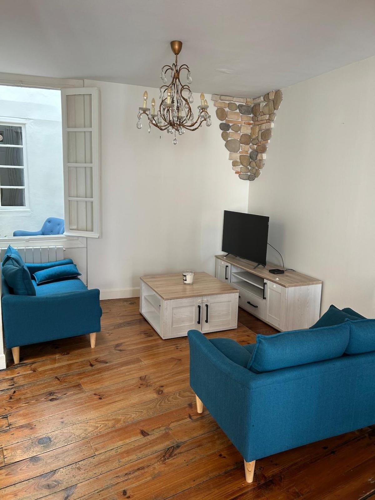 Maison triplex centre de Lourdes