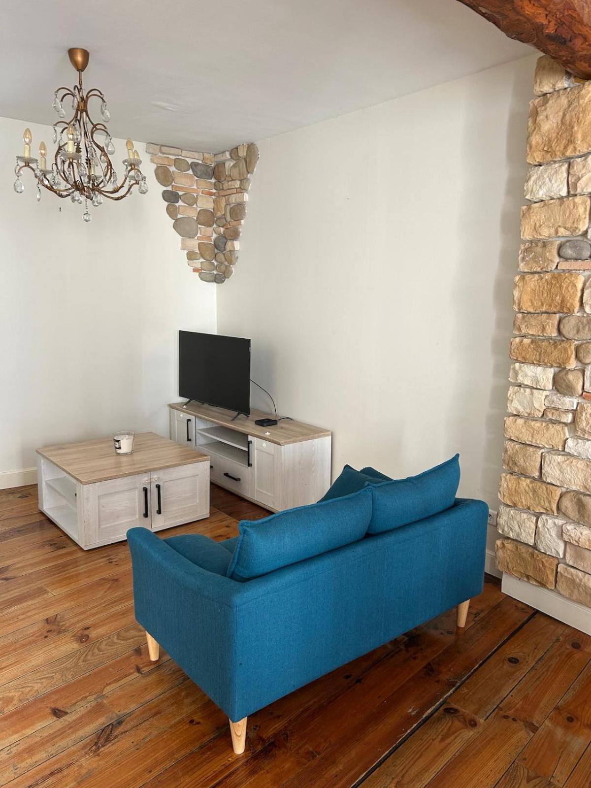 Maison triplex centre de Lourdes