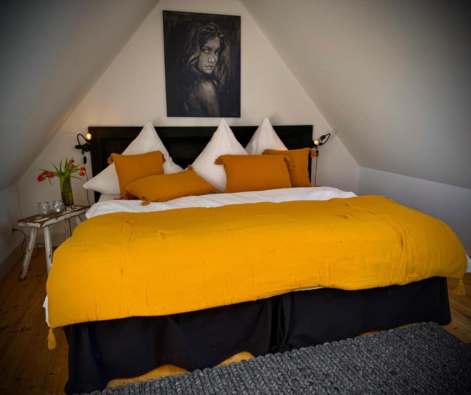 Neu! ULENHUUS Mecklenburgische Schweiz Laage Güstrow Rostock Port Bed and Breakfast - Pension