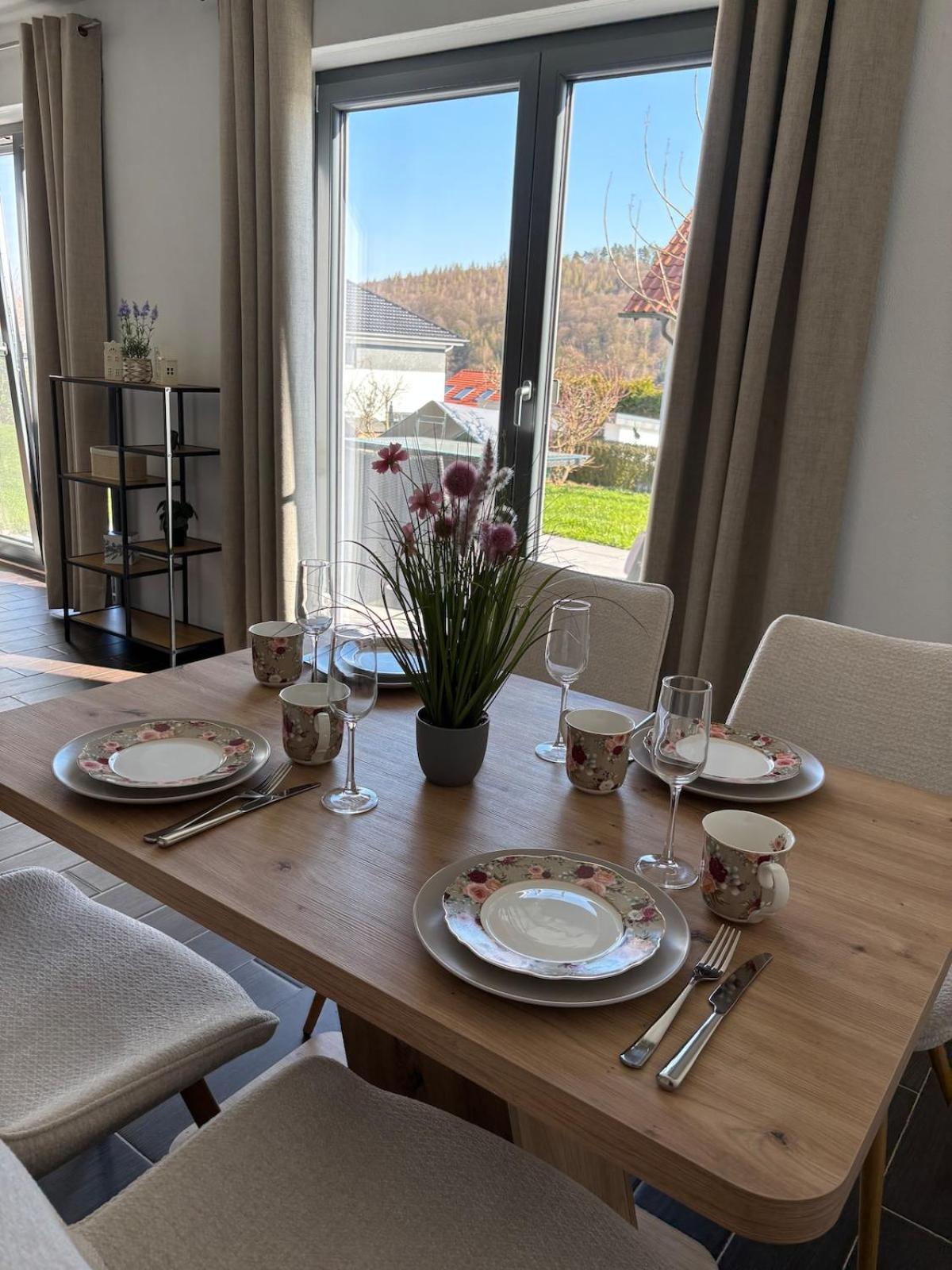 Gemütliche Ferienwohnung mit Sonnenterrasse