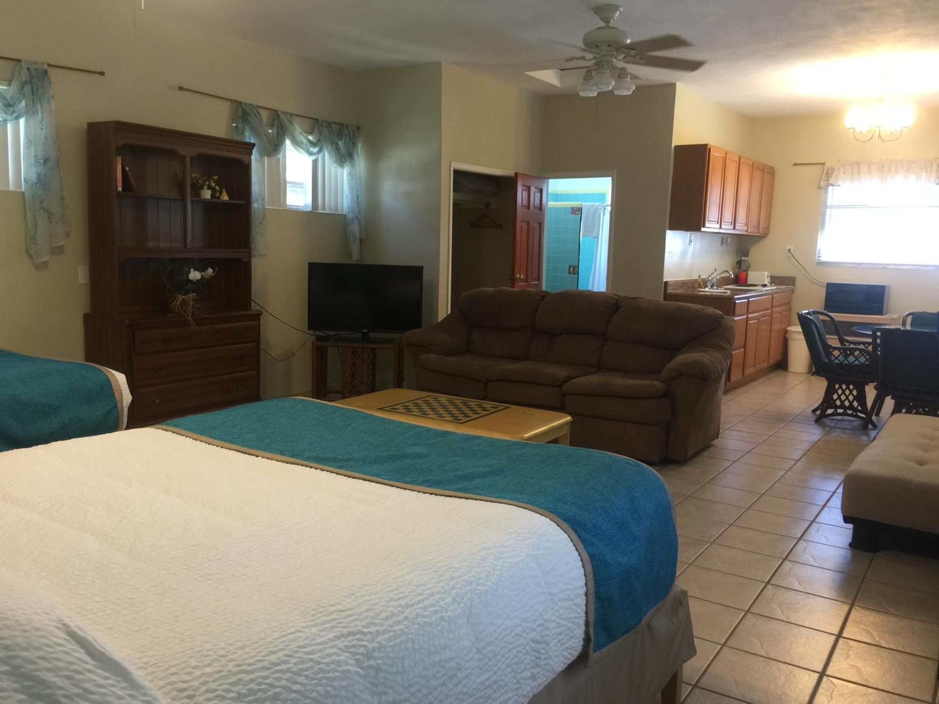 The Pelican Key Largo Cottages