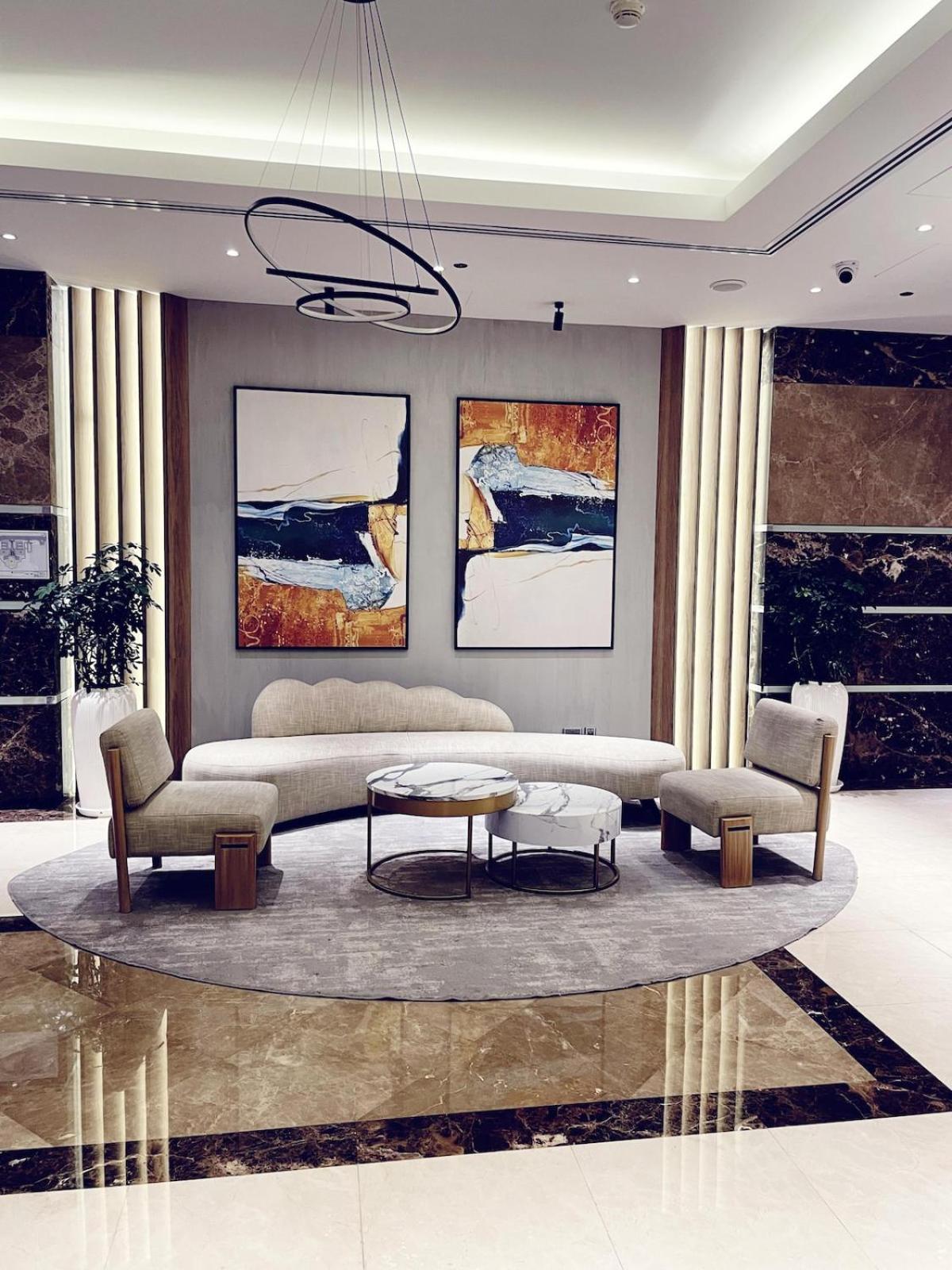 Modern Studio with Balcony - Close to Metro & Marina