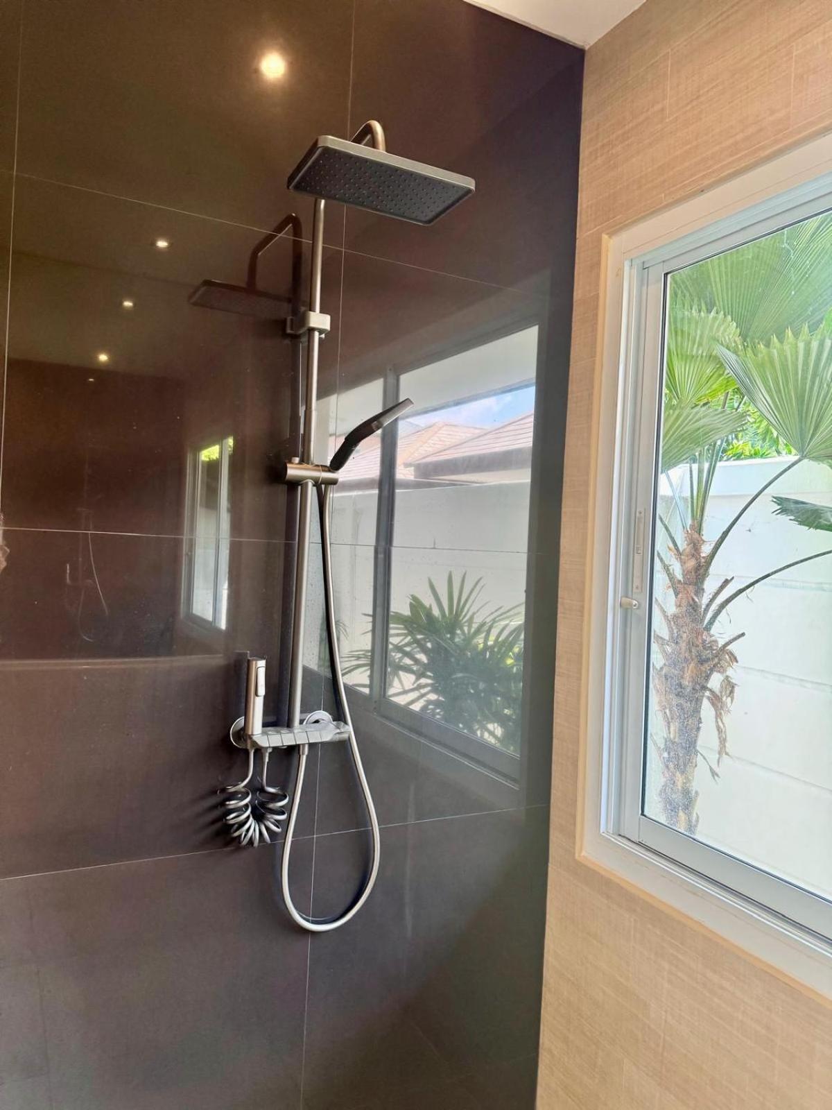 Villa mit privatem Pool 50 m zum Strand Ruhiger Luxus in Plai Leam