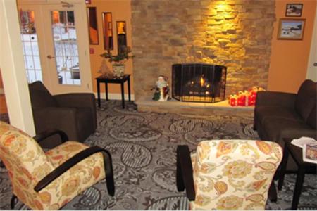 Golden Apple Inn view 3