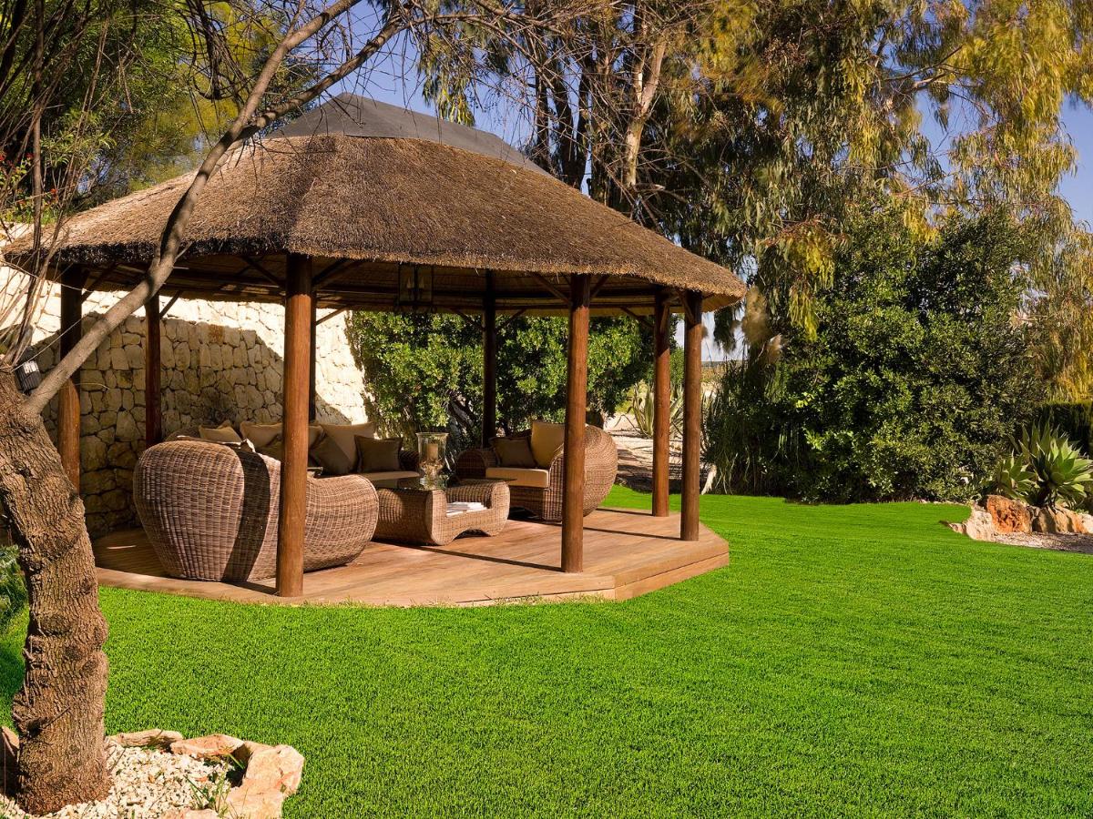 outdoor BBQ area
