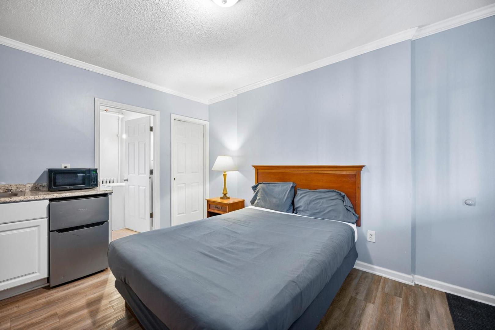 Cozy 1BR Retreat in Brownstown – Relax Unwind