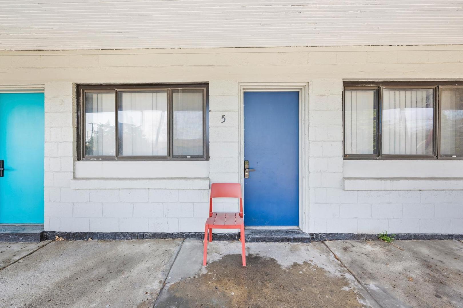Cozy 1BR Retreat in Brownstown – Relax Unwind