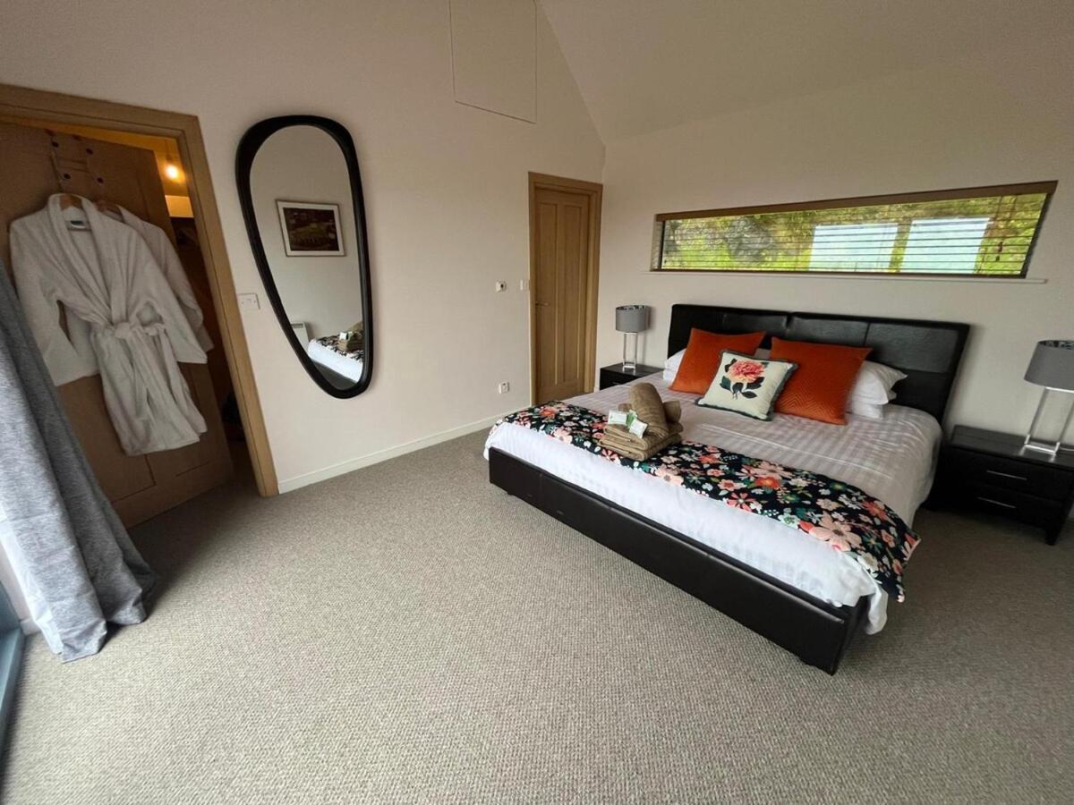 Lakeview Callow Luxury Retreat for Couples & Families Ideal Base for County Mayo