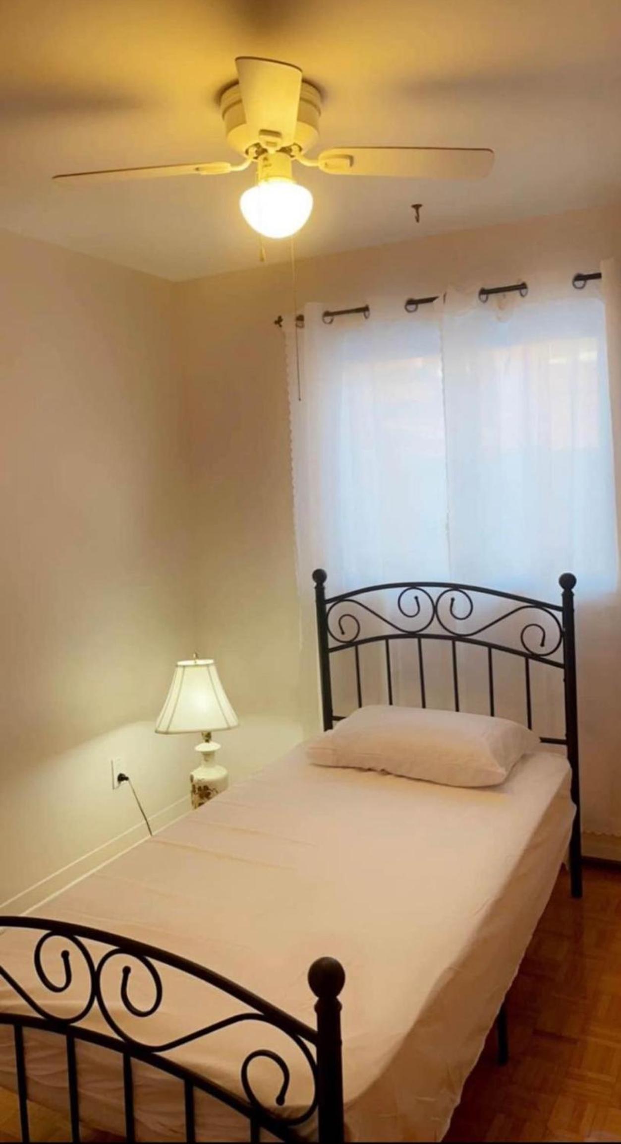Private bedroom