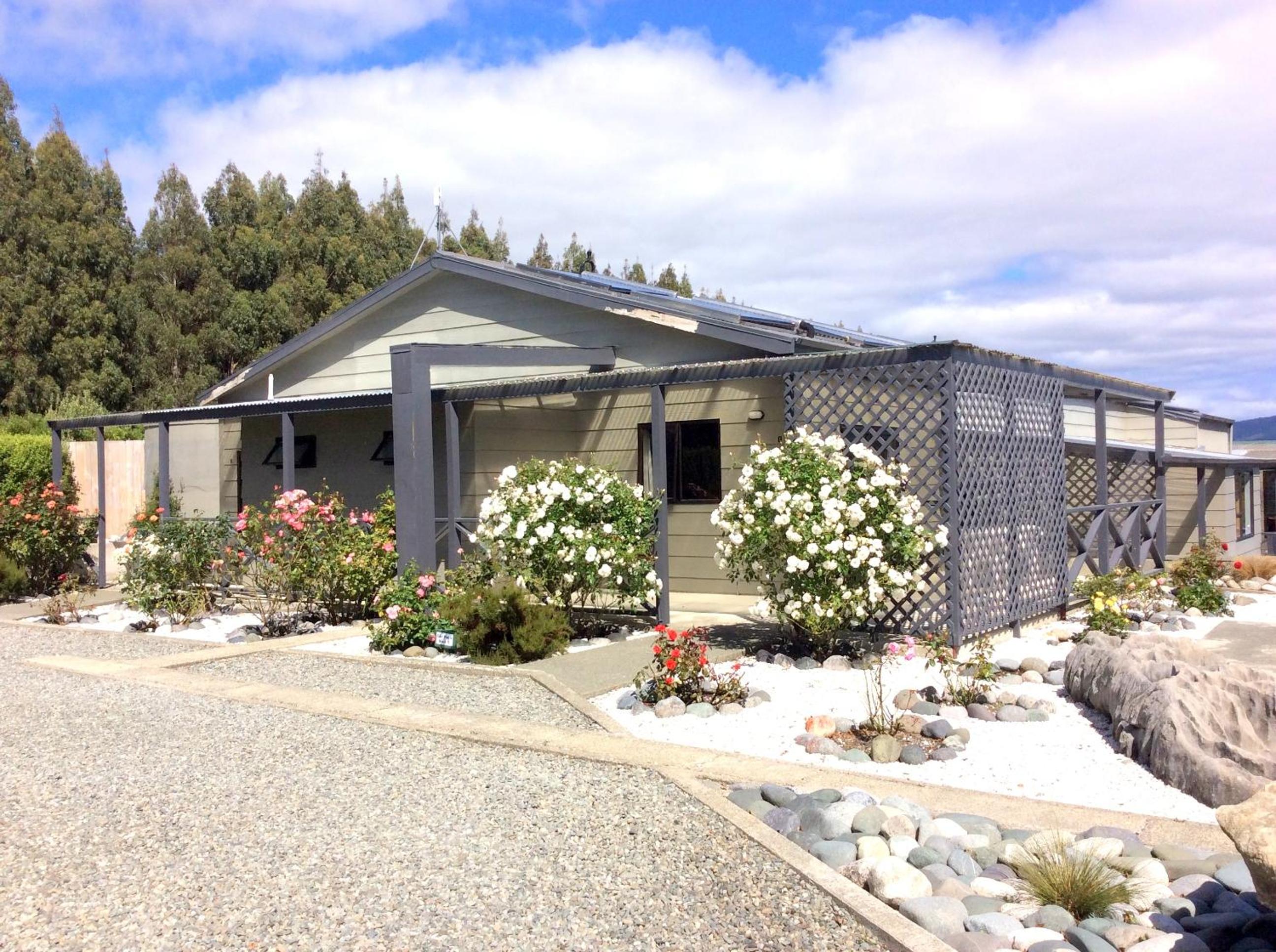 Fiordland Great Views Holiday Park