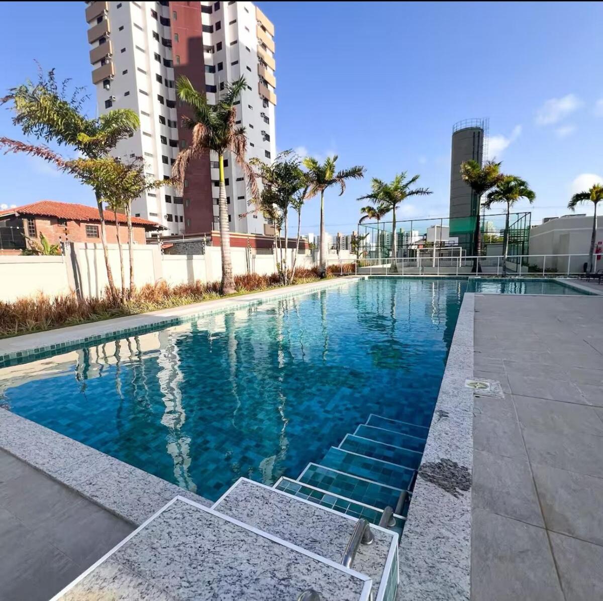 Apartamento de 2 quartos - 700m da Praia!