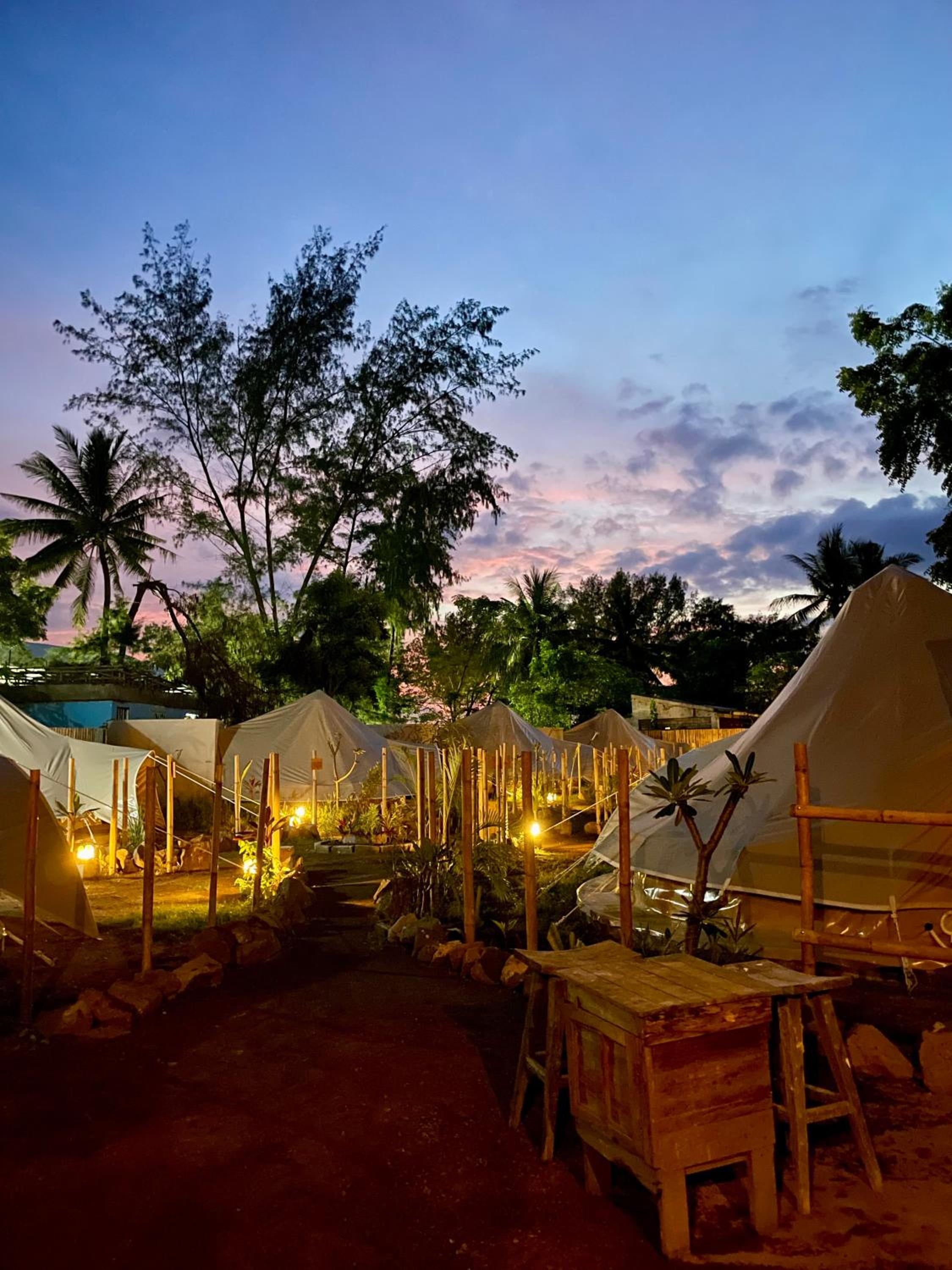 Ubuntu Glamping - Adult Campers Only