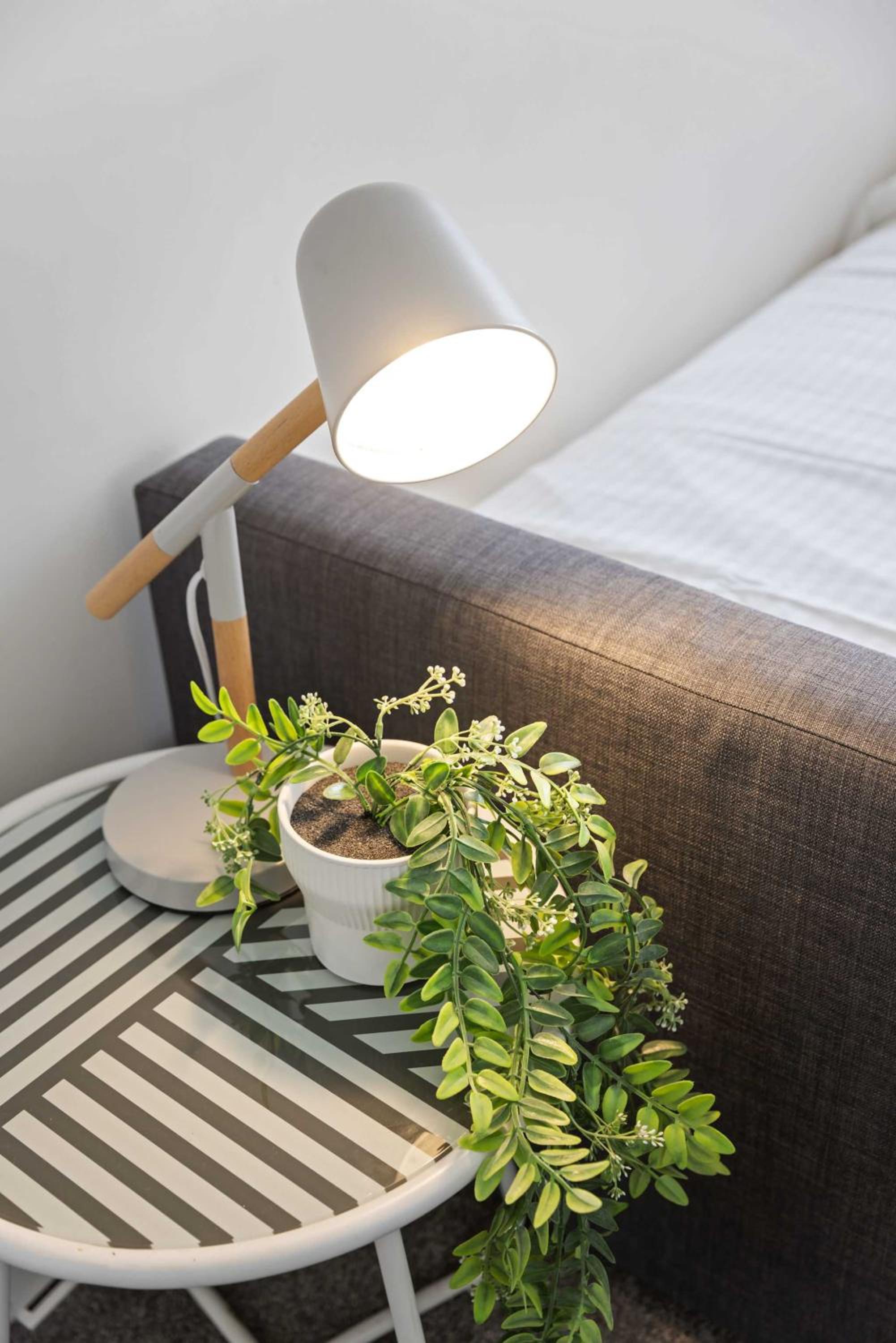 Cozy 2BR Apartment Steps from Darling Harbour