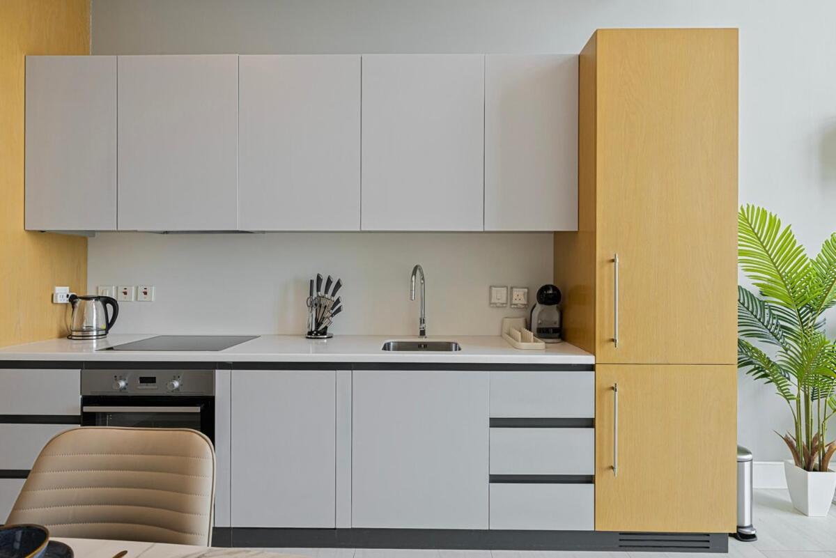 Elegant 1BR Sky Villa High-Rise Luxury Stay