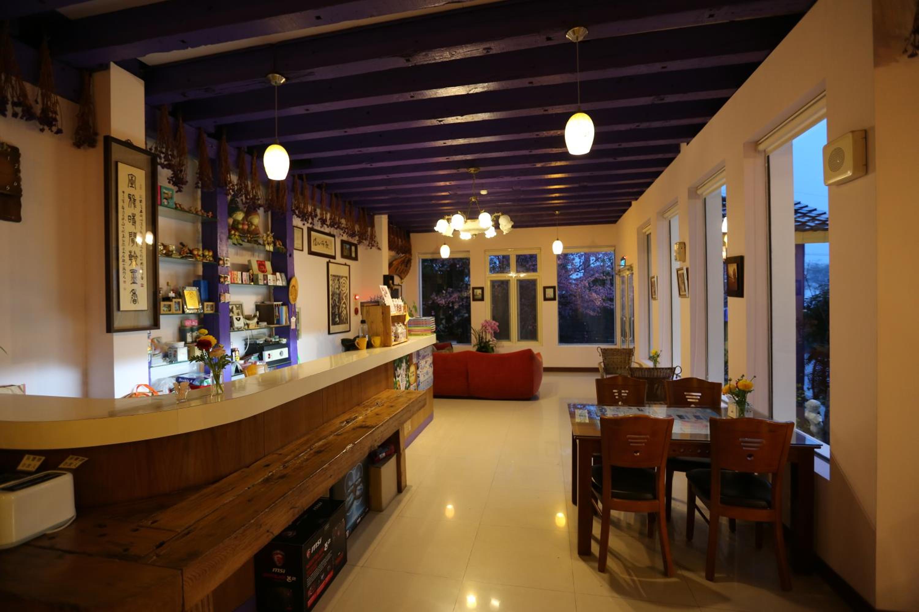 Photo 47