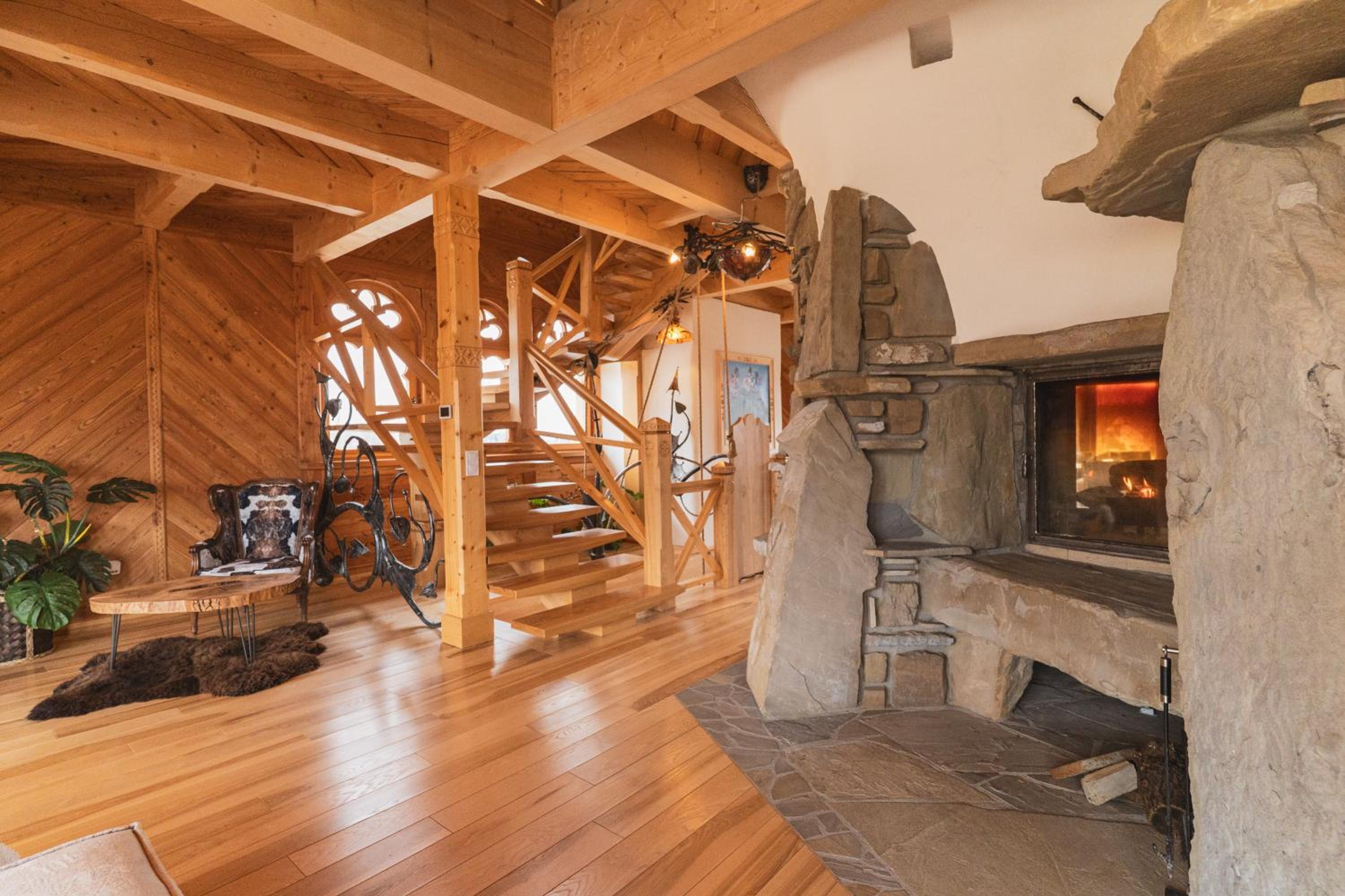 Art House Residence - Grand Luxury 350m2 Chalet - Mountain & Ski