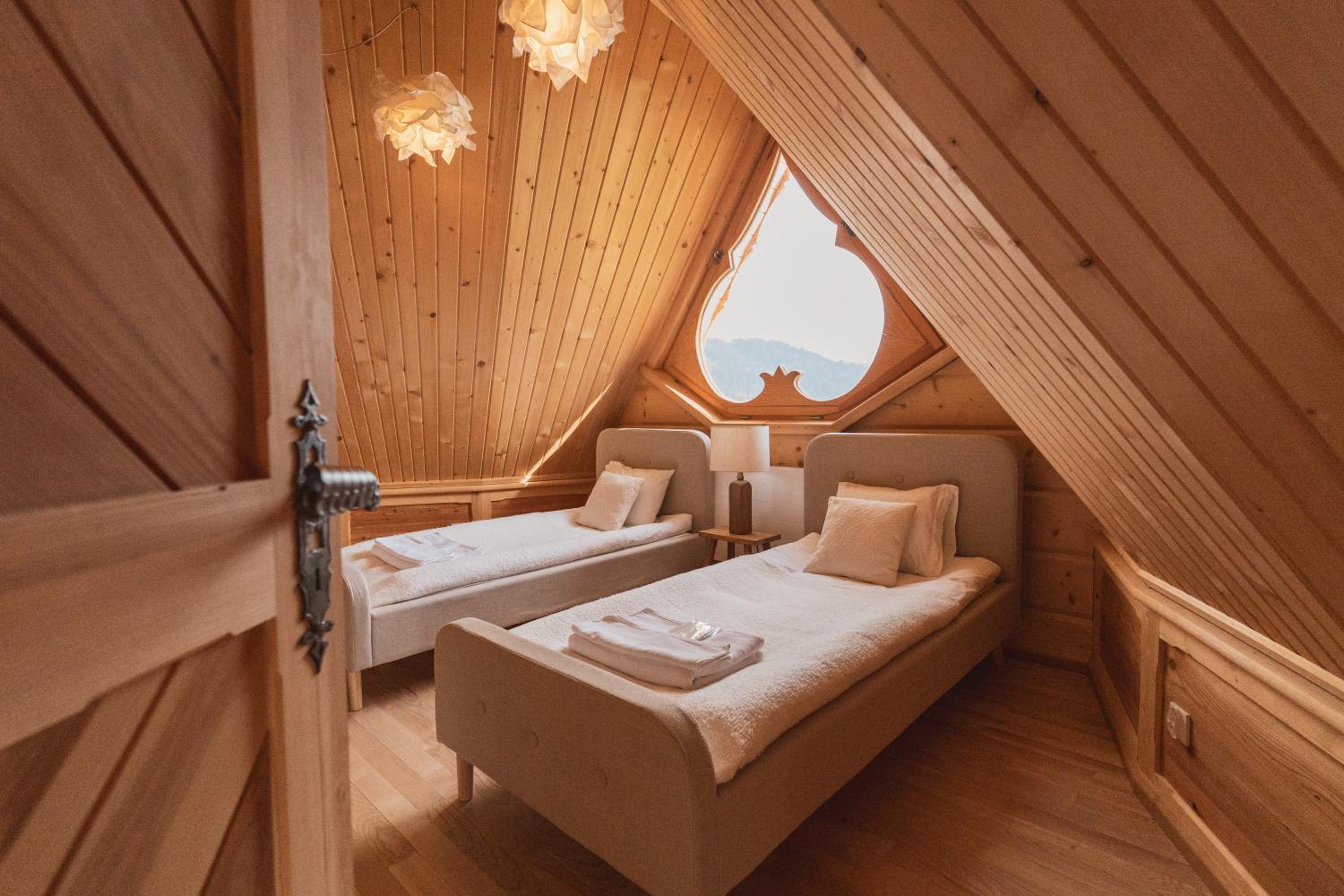 Art House Residence - Grand Luxury 350m2 Chalet - Mountain & Ski