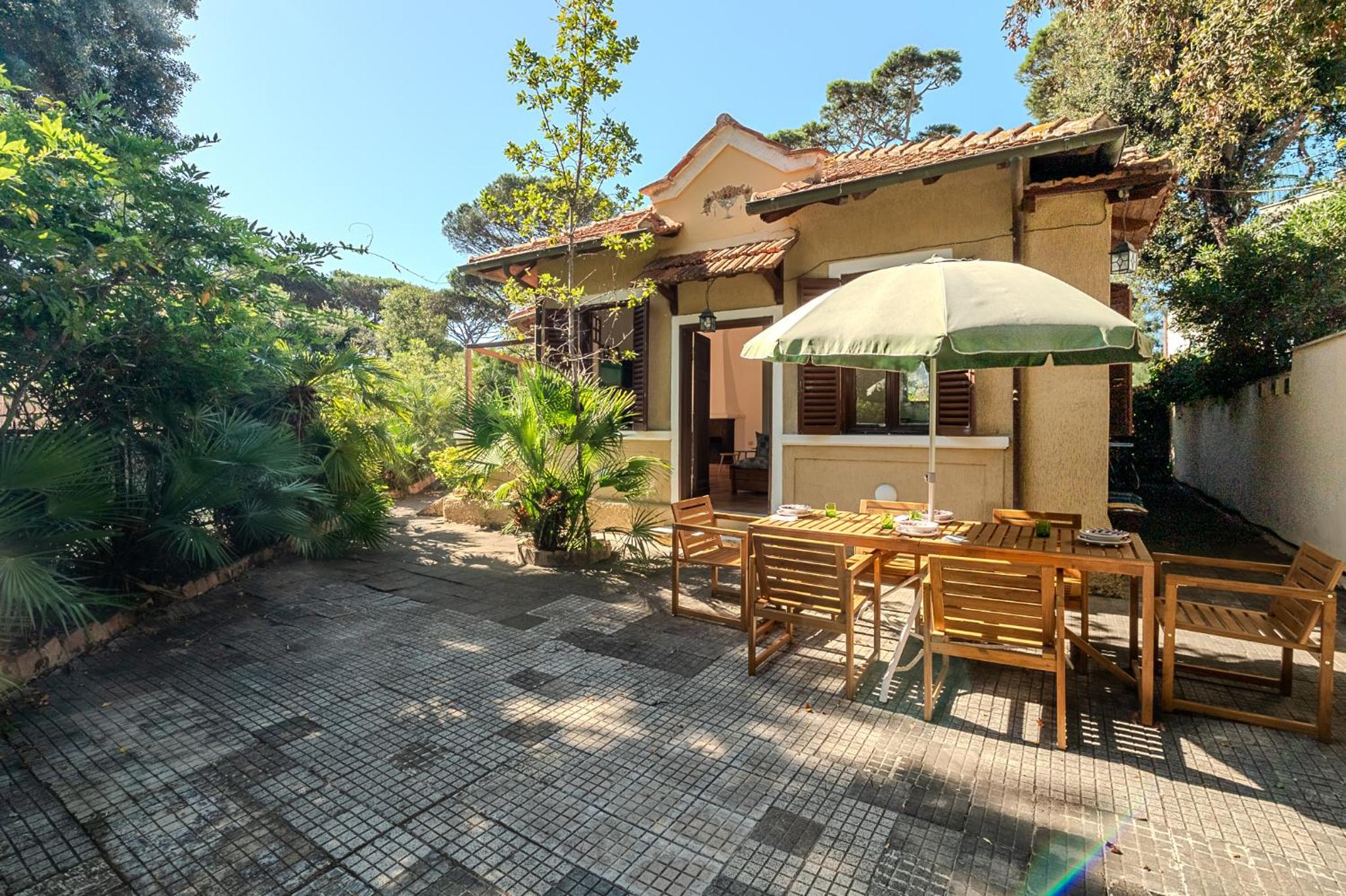 Roseto Villa Dream - Free parking - Fiumicino Airport- 400 mq garden