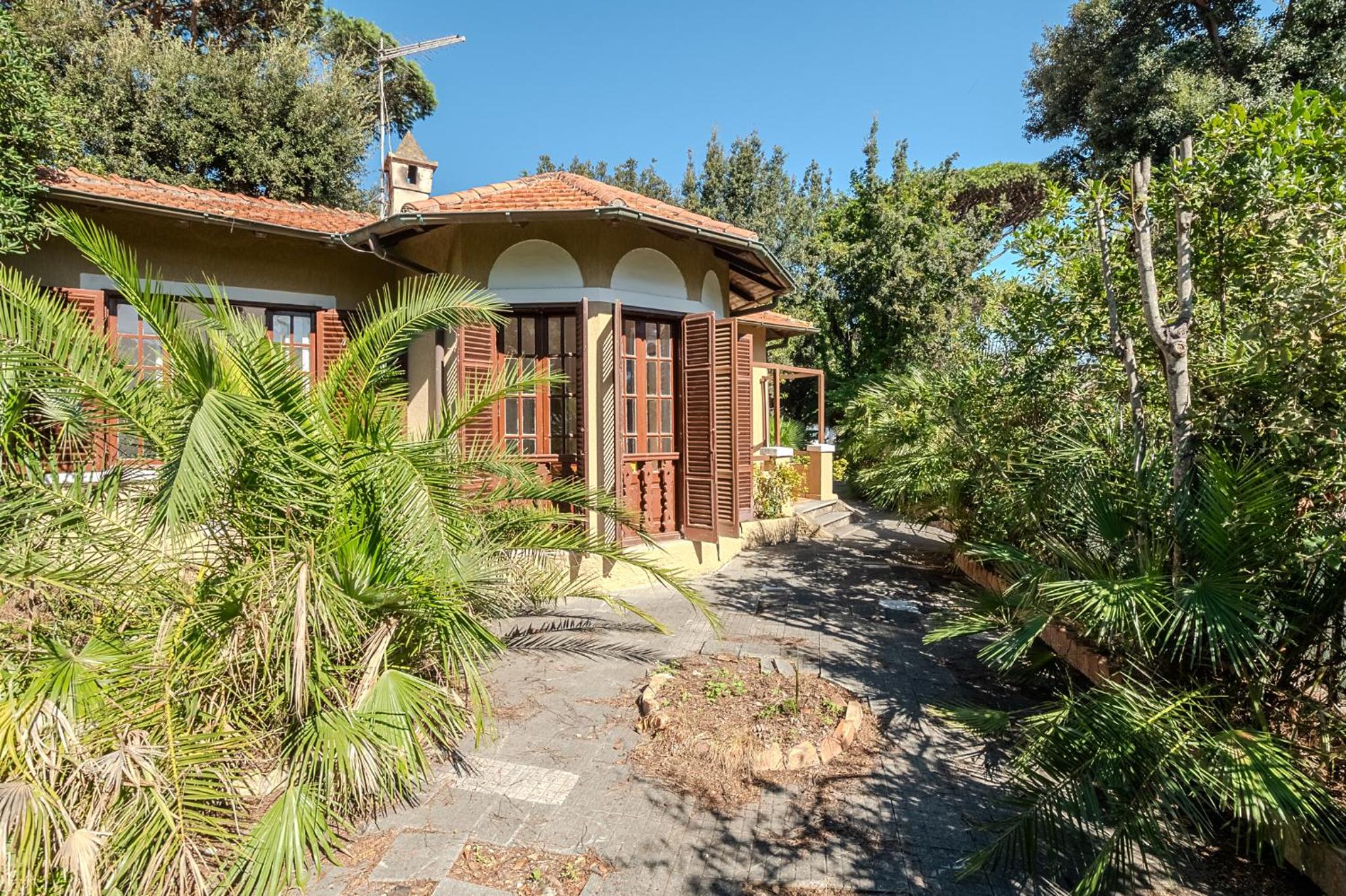 Roseto Villa Dream - Free parking - Fiumicino Airport- 400 mq garden