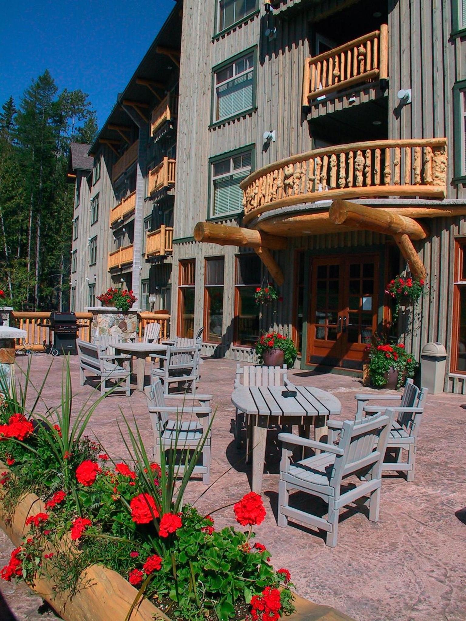 Snow Creek Lodge by Fernie Lodging Co