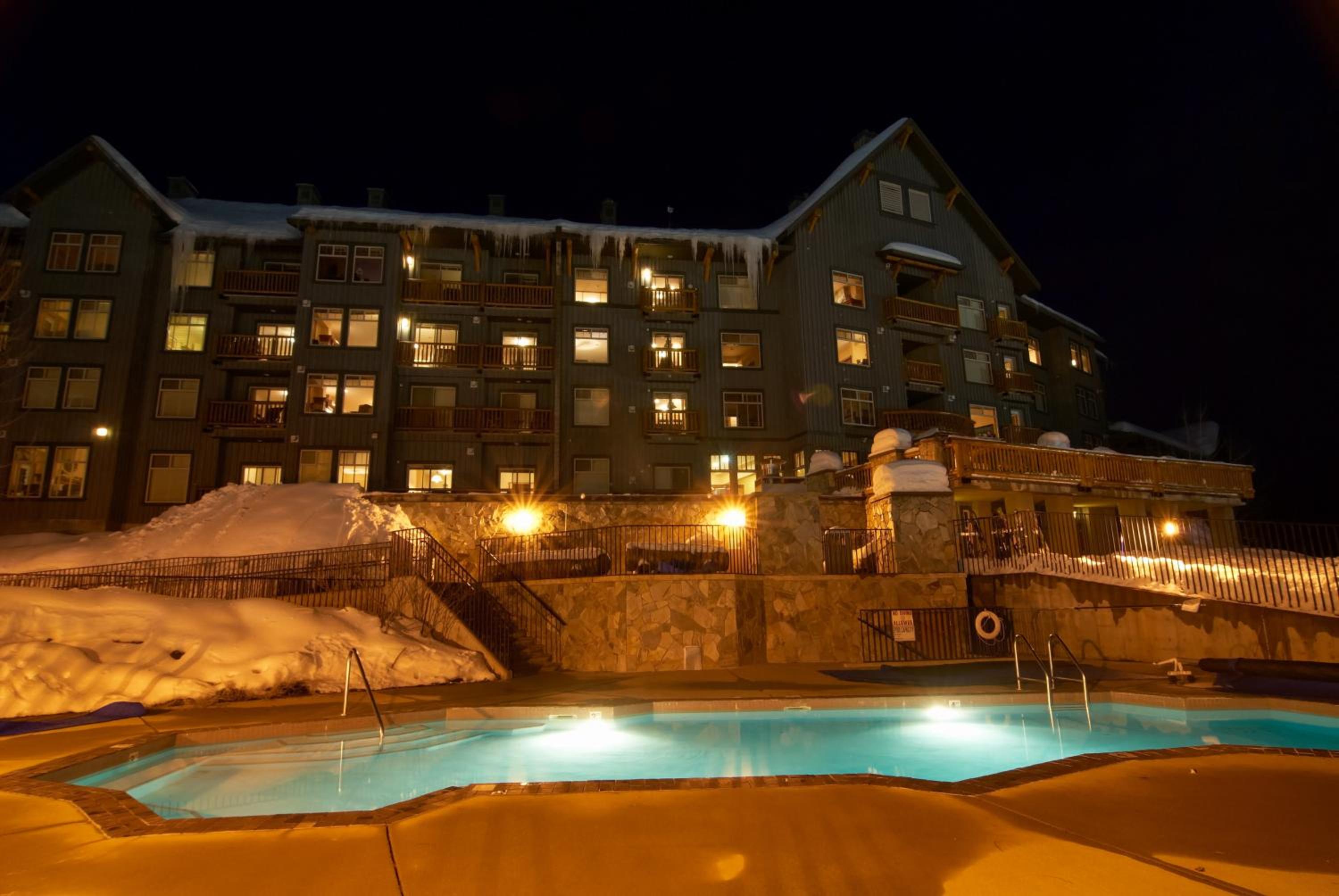 Snow Creek Lodge by Fernie Lodging Co