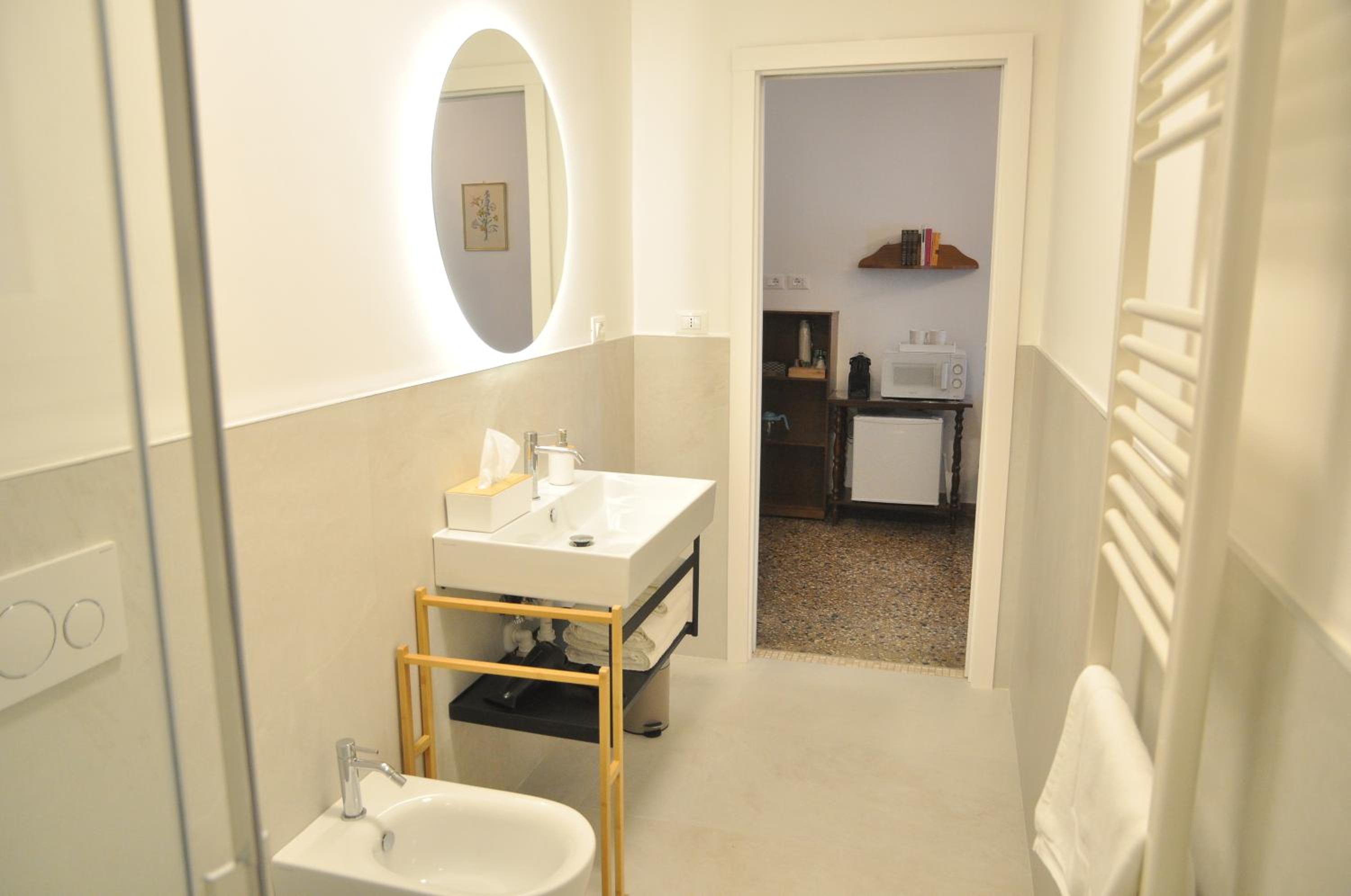 Corte Formenta Home - Canal view