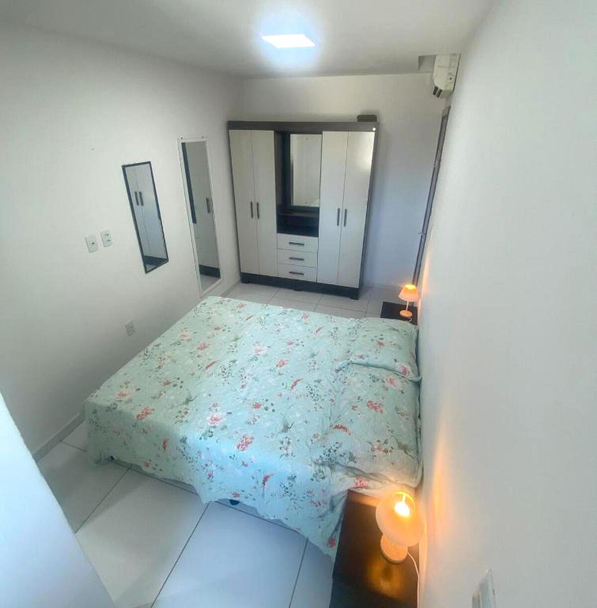 Apto com Varanda Gourmet Pet-Friendly a 1,5km da Praia do Francês