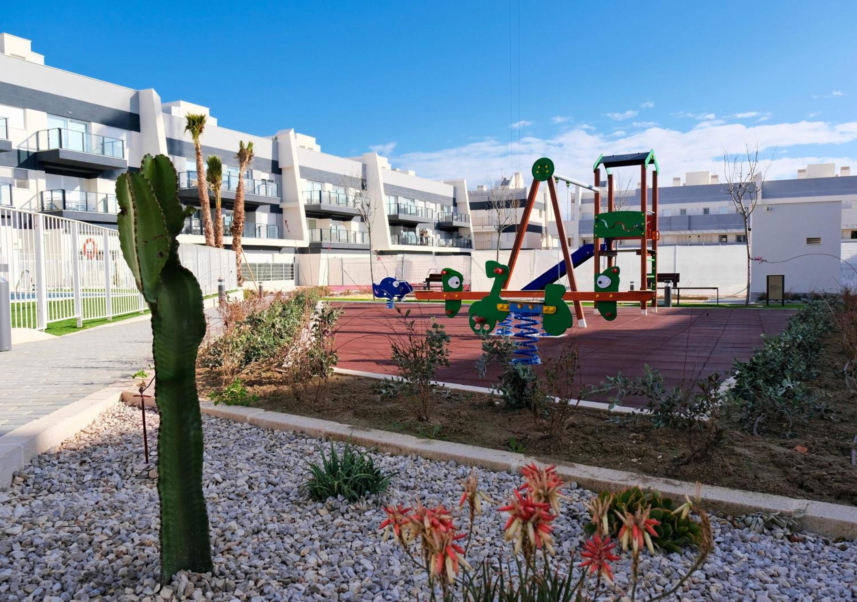 way2sun penthouses Gran Alacant - FREE e-bikes & jacuzzi & solarium & PS5